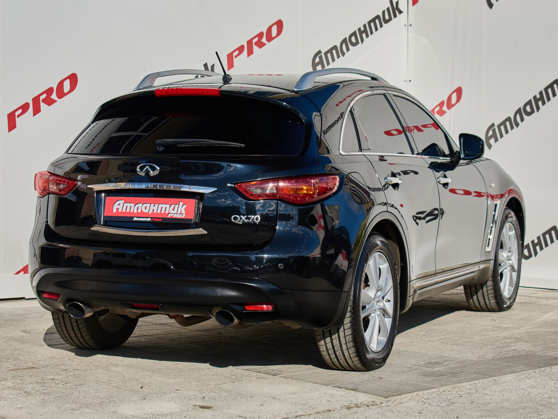 Купить Infiniti QX70 3.0d AT (238 л.с.) 4WD, 2014 в Екатеренбурге