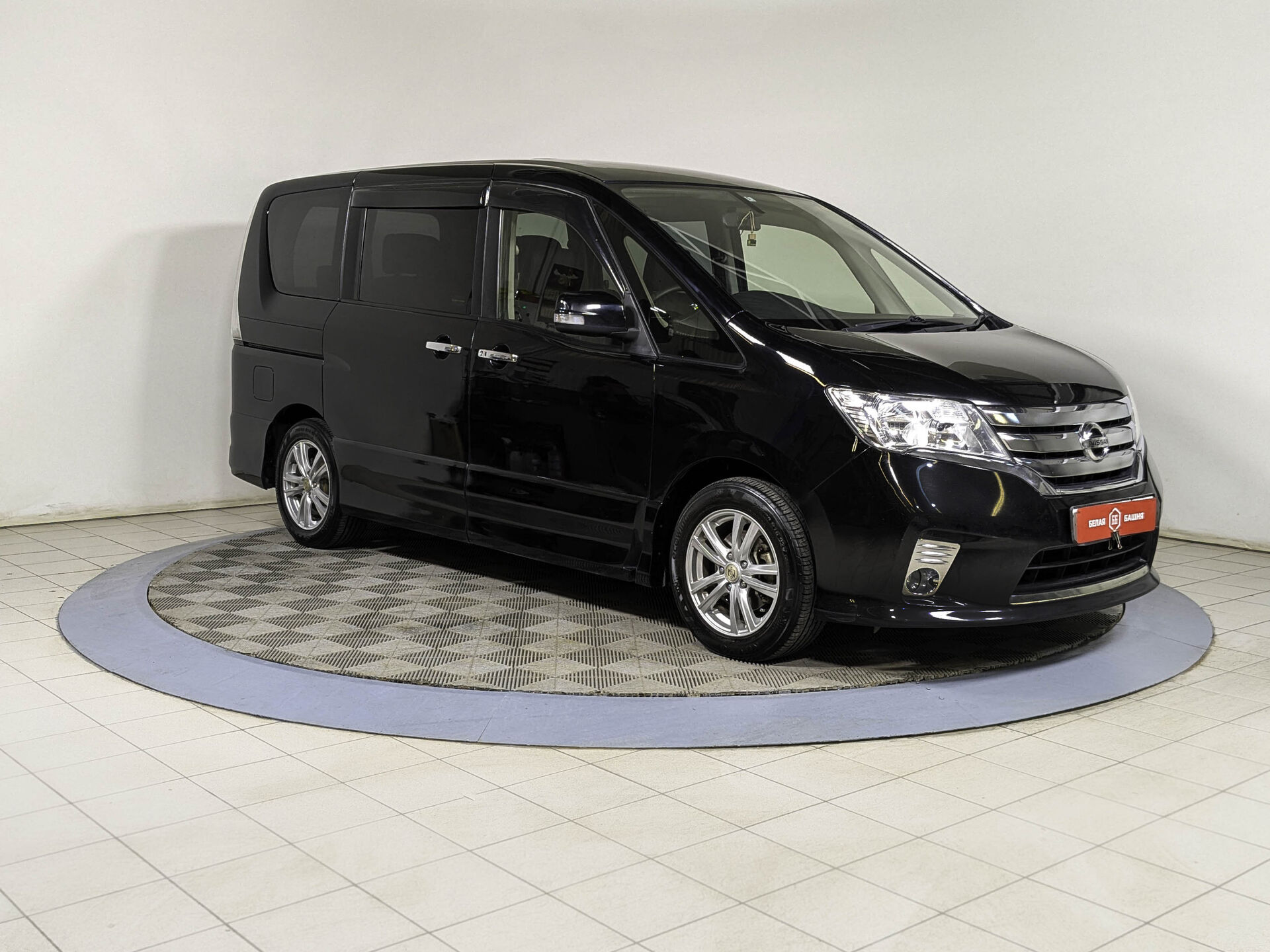 Nissan Serena Nissan Serena