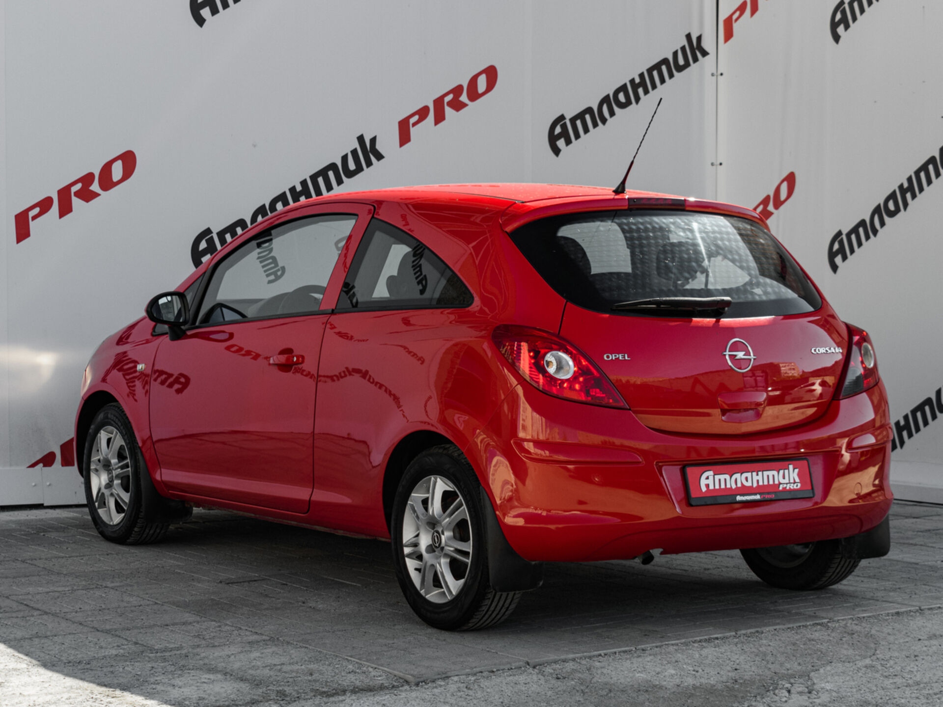 Купить Opel Corsa 1.4 AT (90 л.с.), 2008 в Екатеренбурге