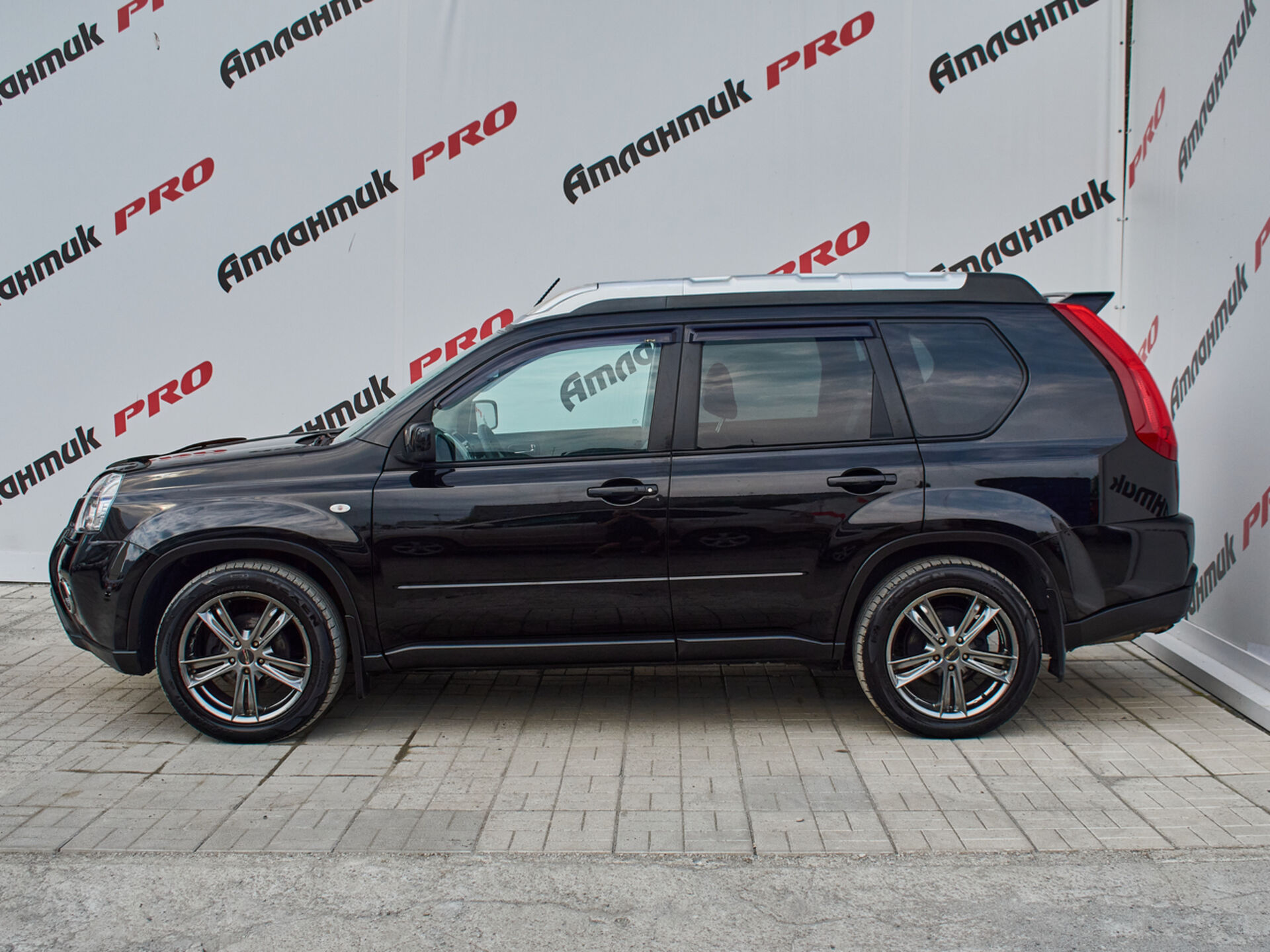 Купить Nissan X-Trail 2.5 CVT (169 л.с.) 4WD, 2012 в Екатеренбурге