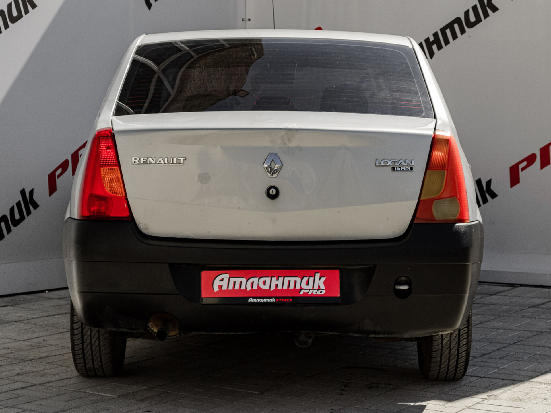 Купить Renault Logan 1.4 MT (75 л.с.), 2007 в Екатеренбурге