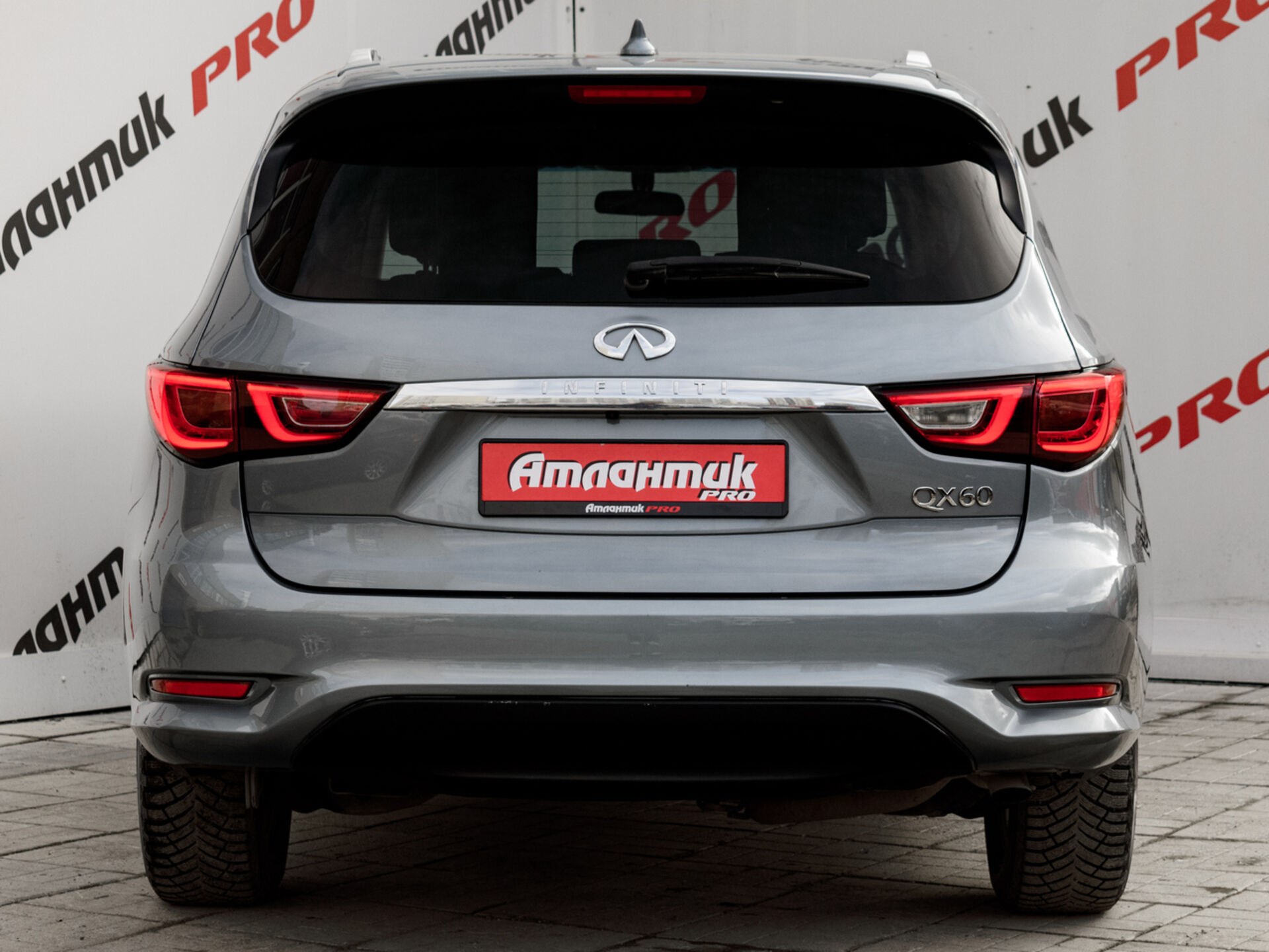 Купить Infiniti QX60 3.5 CVT (262 л.с.) 4WD, 2017 в Екатеренбурге