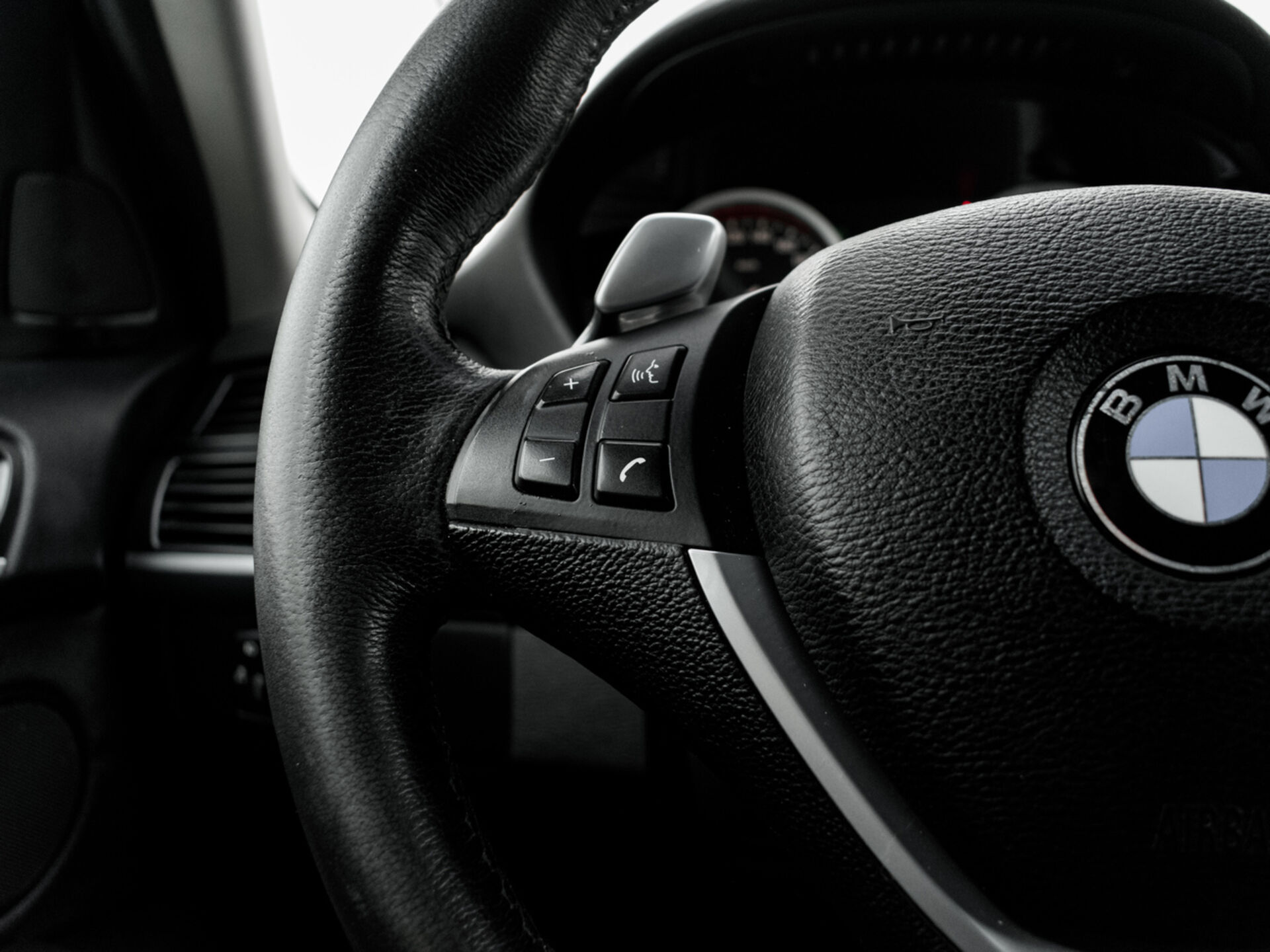 Купить BMW X6 30d 3.0d AT (245 л.с.) 4WD, 2010 в Екатеренбурге