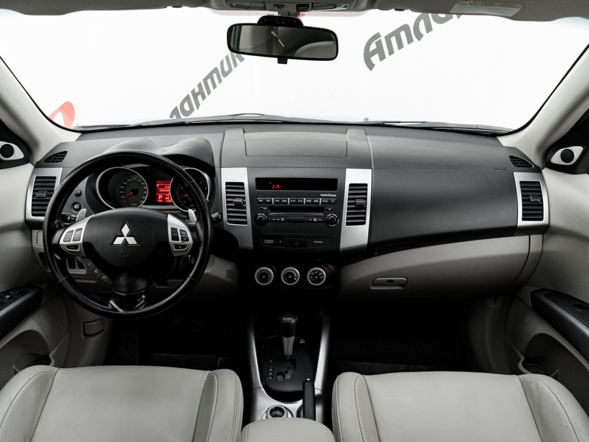 Купить Mitsubishi Outlander 3.0 AT (220 л.с.) 4WD, 2008 в Екатеренбурге