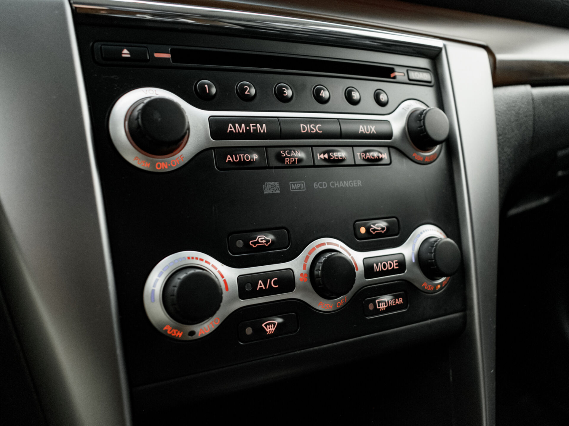 Купить Nissan Teana 2.5 CVT (167 л.с.) 4WD, 2011 в Екатеренбурге