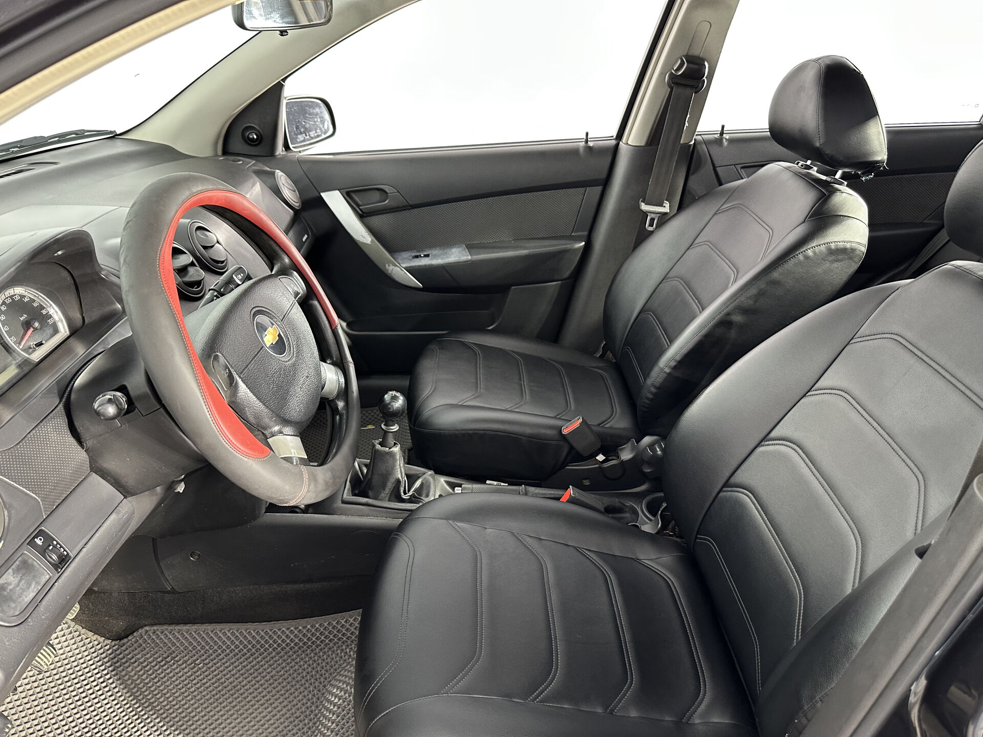 Chevrolet Aveo None 2010 г.в., 194 935 км.