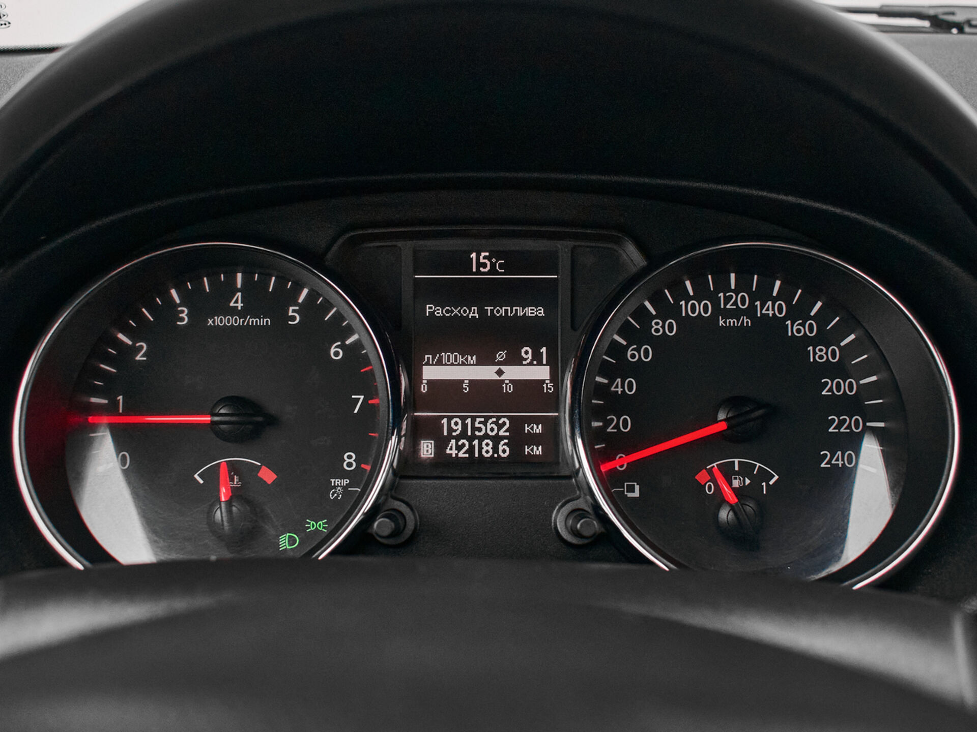 Купить Nissan Qashqai 2.0 MT (141 л.с.), 2010 в Екатеренбурге