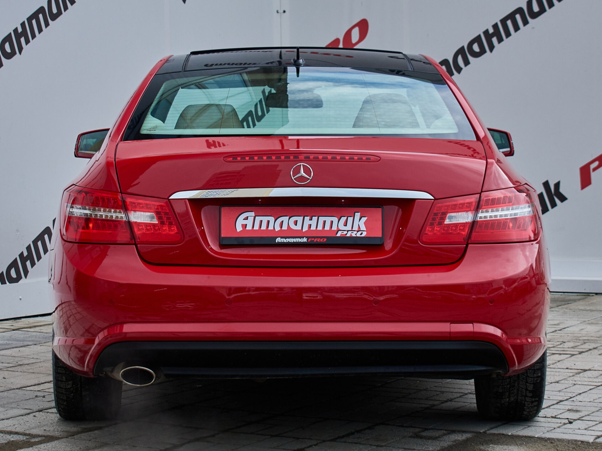 Купить Mercedes-Benz E-Класс 200 7G-Tronic 1.8 AT (184 л.с.), 2012 в Екатеренбурге