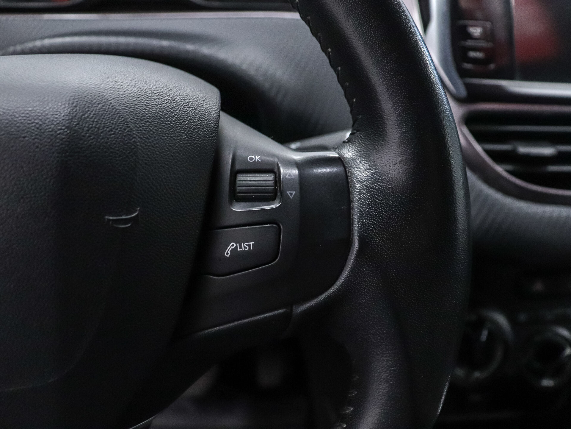 Peugeot 2008 2014 12