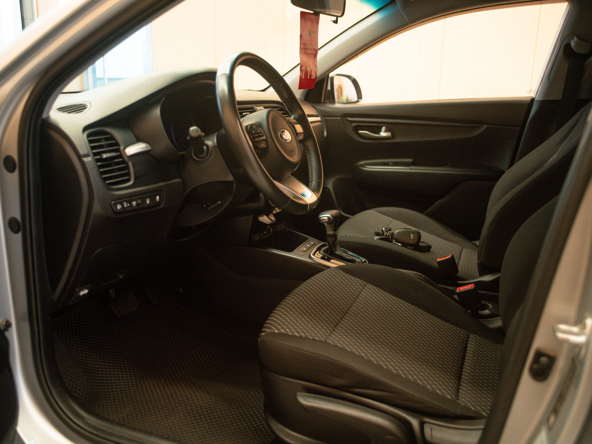 Kia Rio 2019 10
