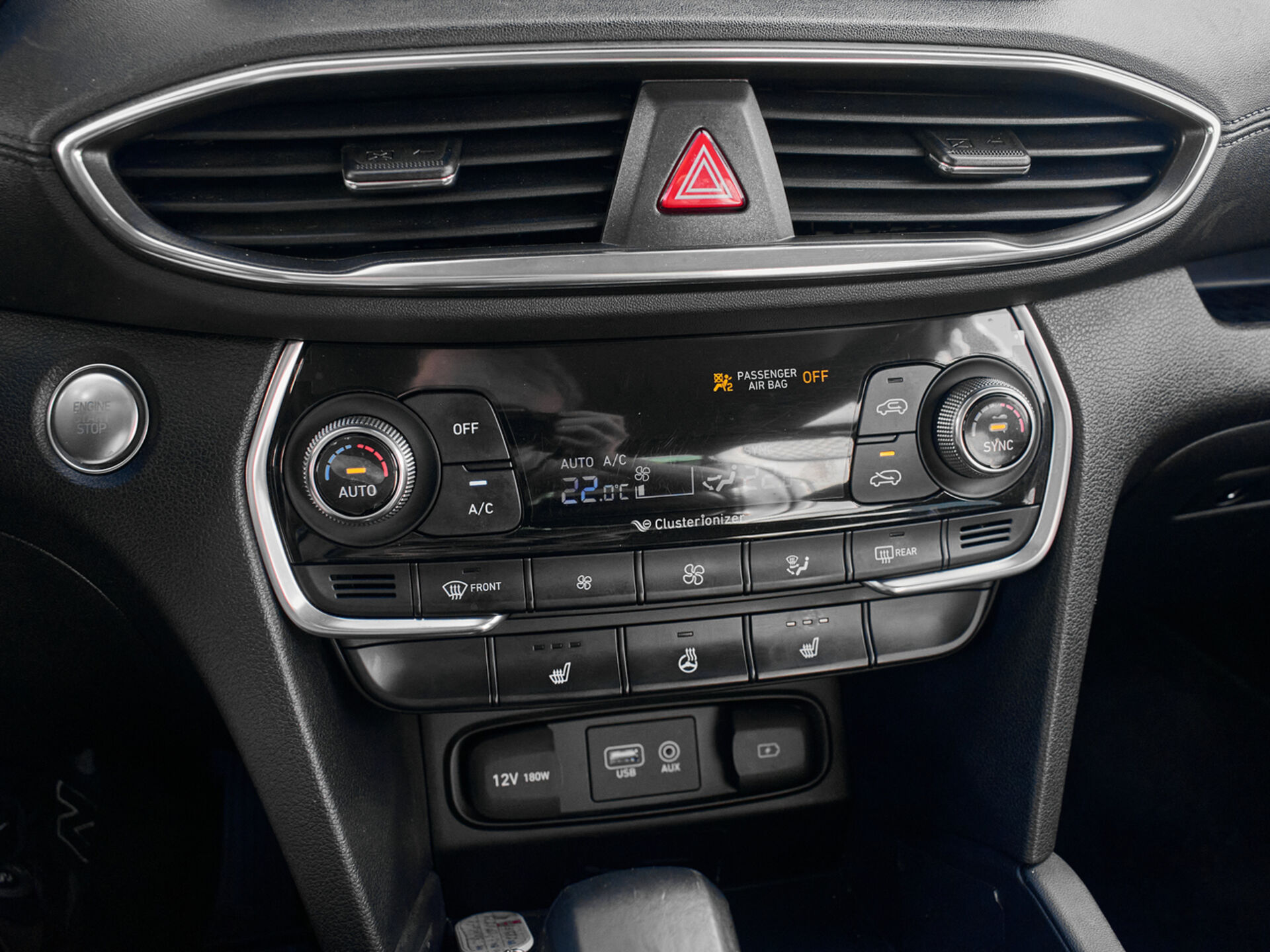 Купить Hyundai Santa Fe 2.0d AT (186 л.с.), 2020 в Екатеренбурге