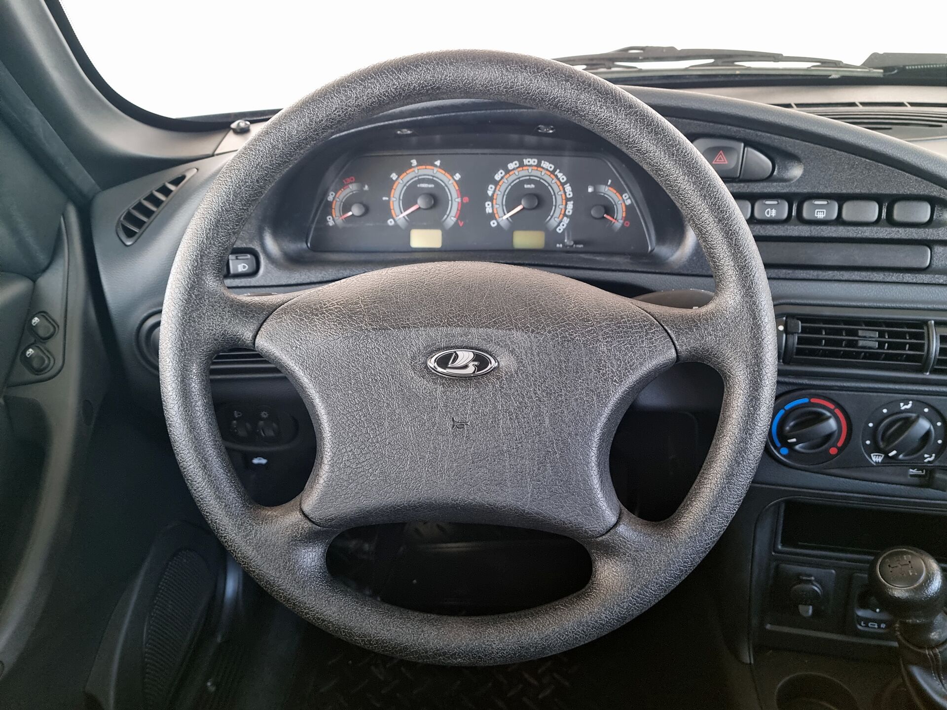 Lada Niva Travel Classic'24 2023 г.в., 26 535 км.