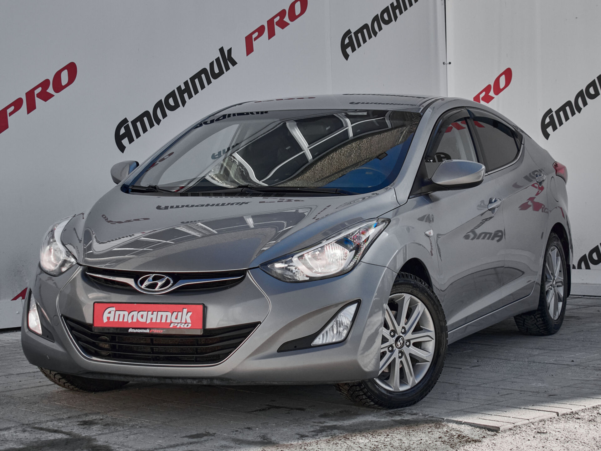 Купить Hyundai Elantra 1.6 AT (132 л.с.), 2015 в Екатеренбурге