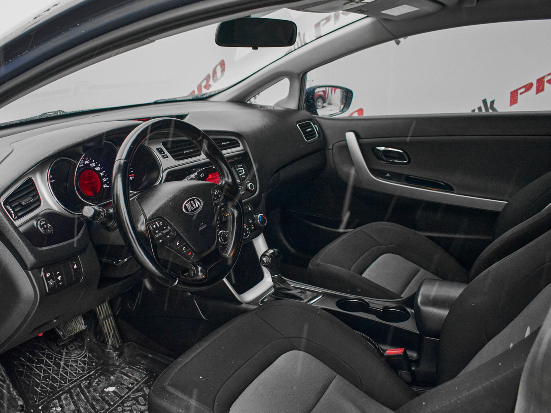 Купить Kia Ceed 1.6 AT (129 л.с.), 2013 в Екатеренбурге