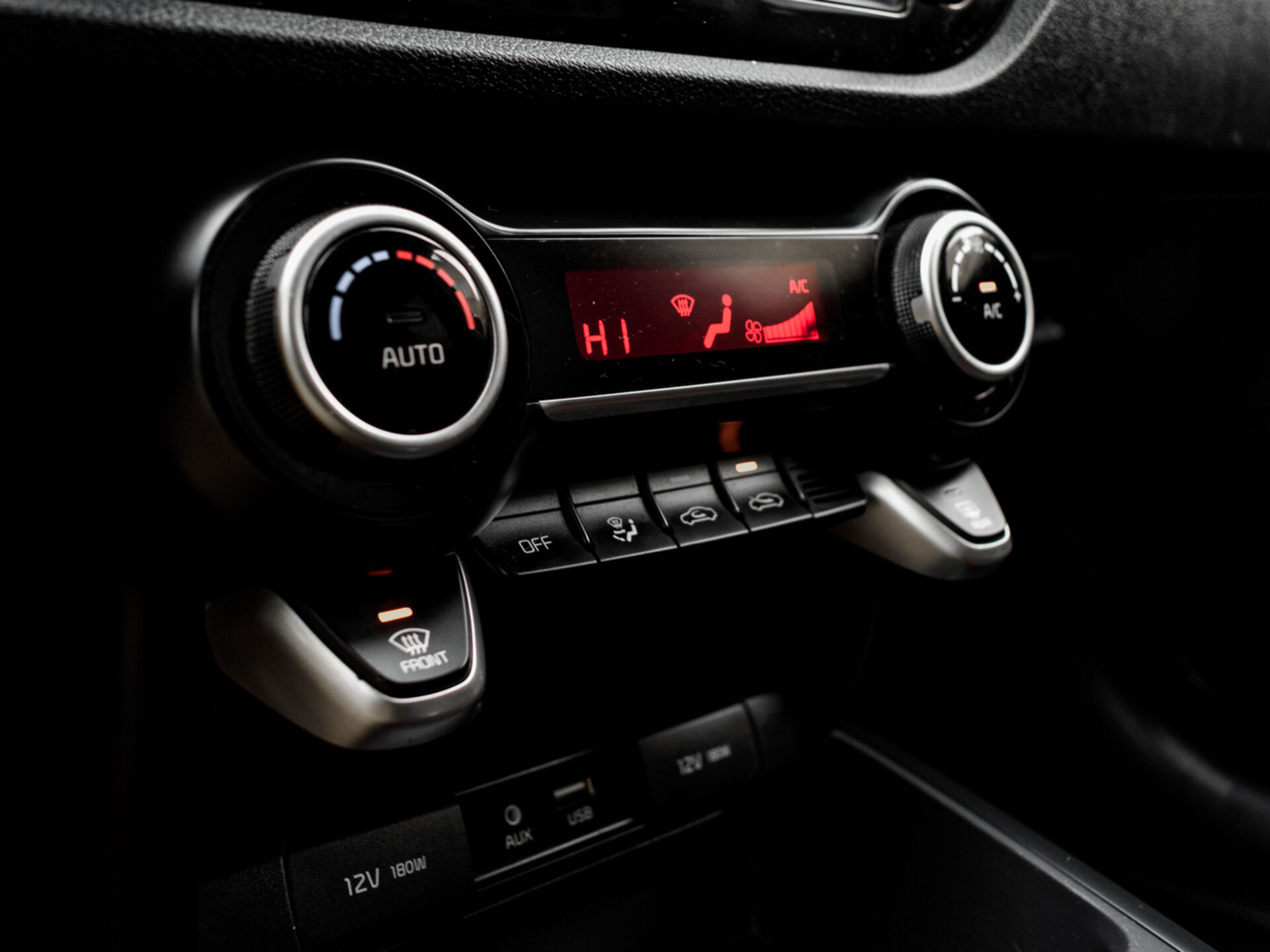 Купить Kia Rio 1.6 MT (123 л.с.), 2019 в Екатеренбурге