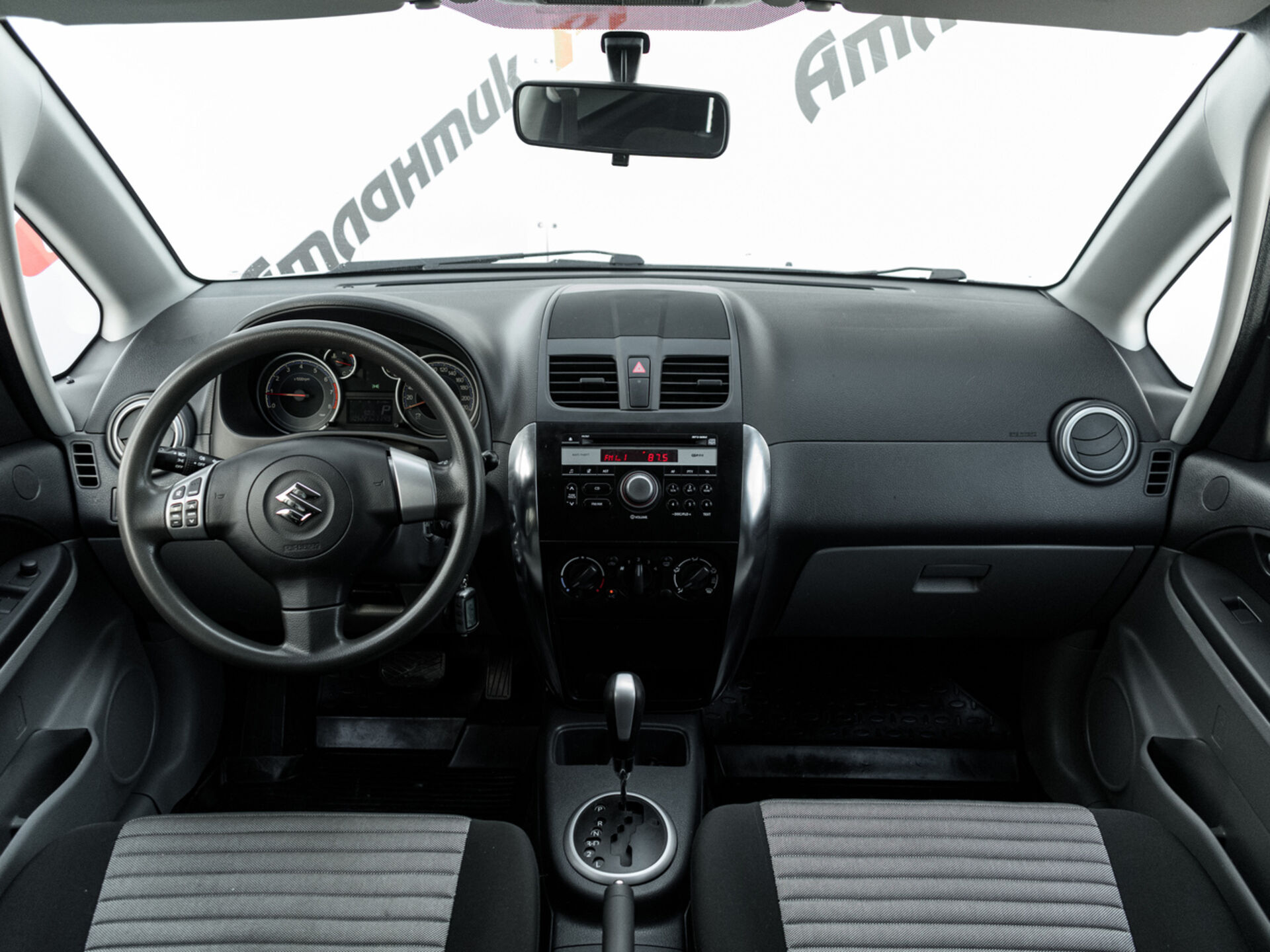 Купить Suzuki SX4 1.6 AT (112 л.с.), 2012 в Екатеренбурге