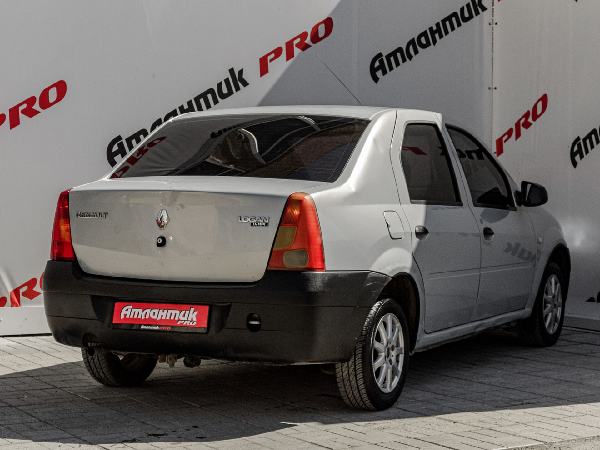Купить Renault Logan 1.4 MT (75 л.с.), 2007 в Екатеренбурге