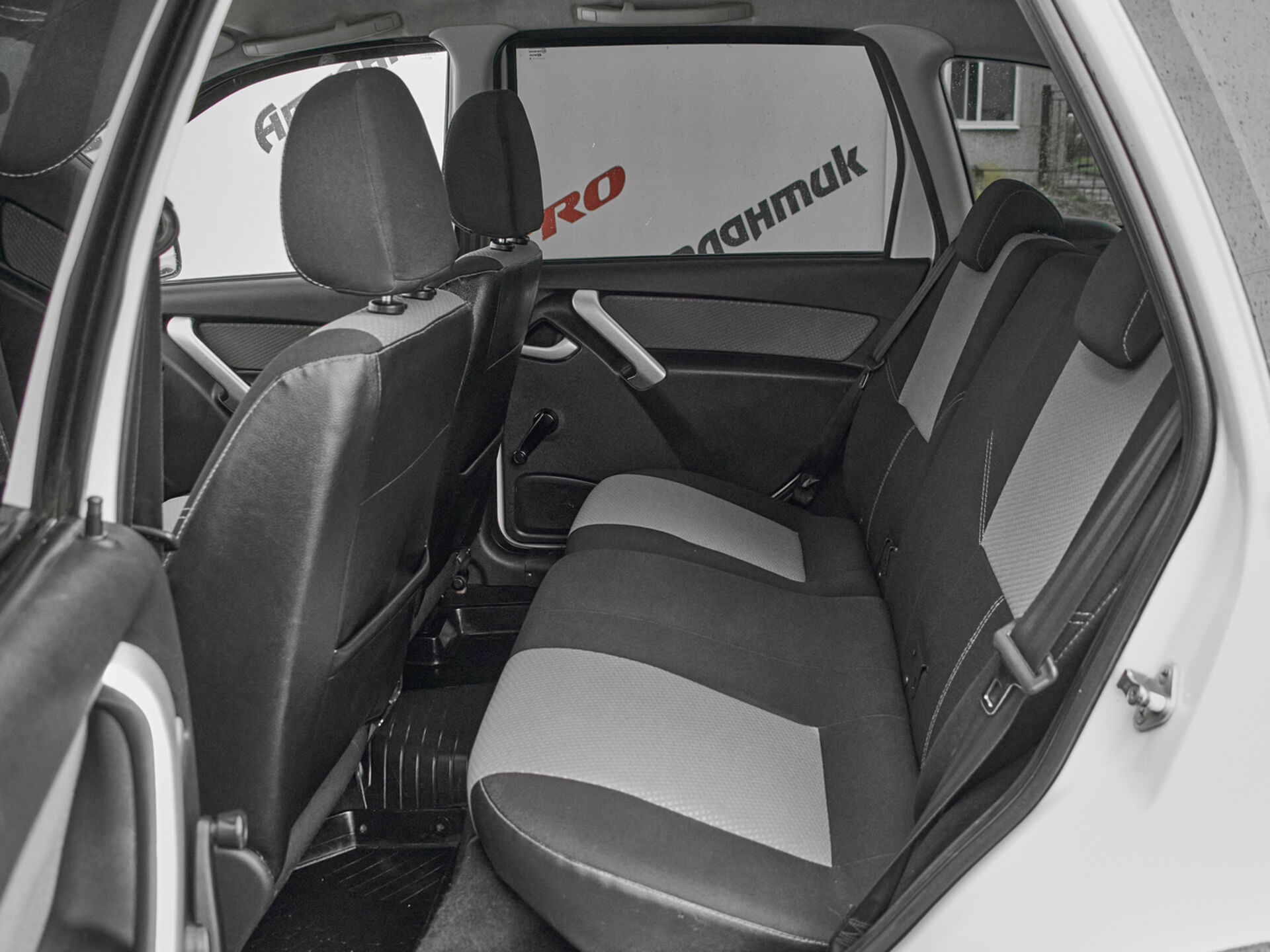 Купить Lada (ВАЗ) Kalina Cross 1.6 MT (87 л.с.), 2018 в Екатеренбурге