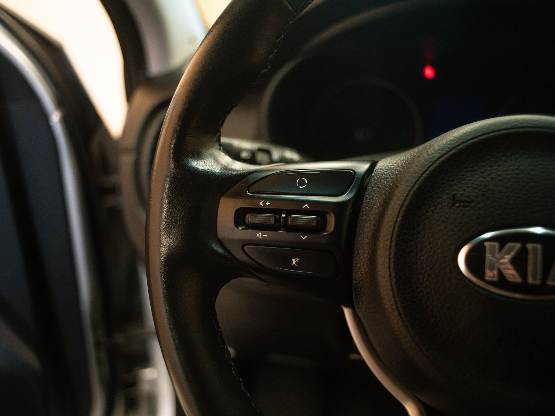 Kia Rio 2019 11
