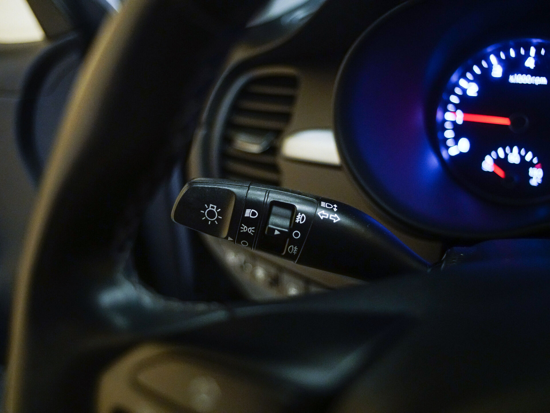 Kia Rio 2020 11