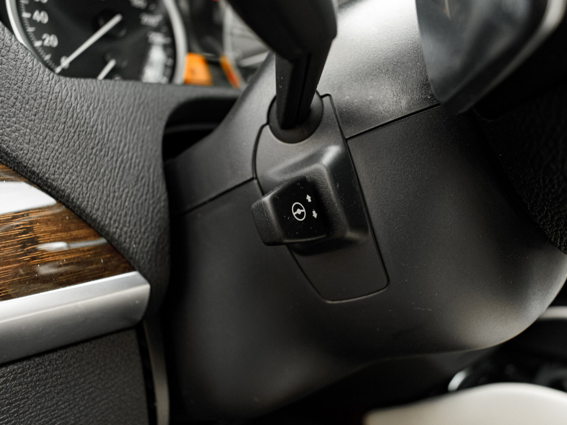 Купить BMW X6 35i 3.0 AT (306 л.с.) 4WD, 2013 в Екатеренбурге