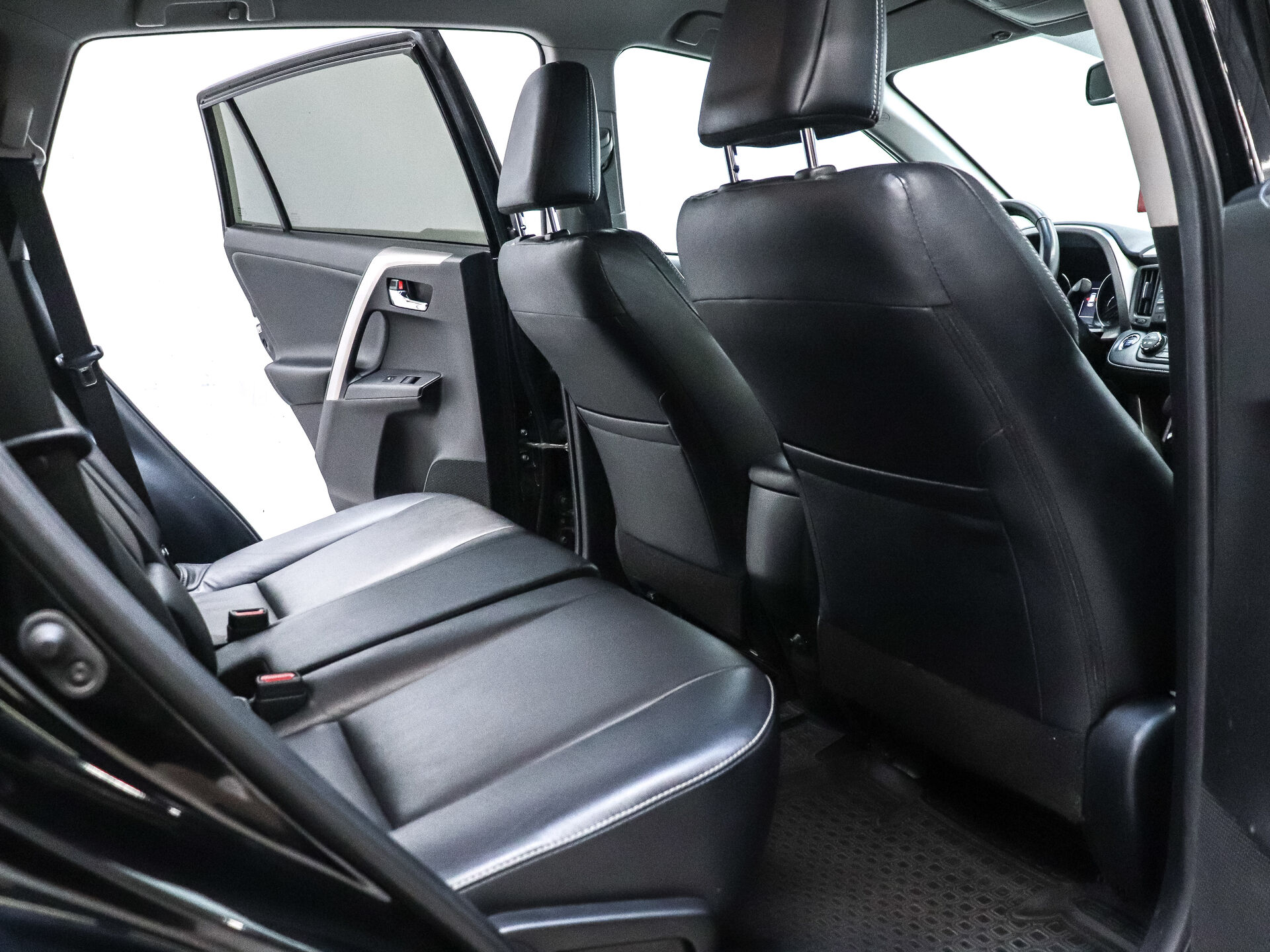 Toyota RAV4 2018 22