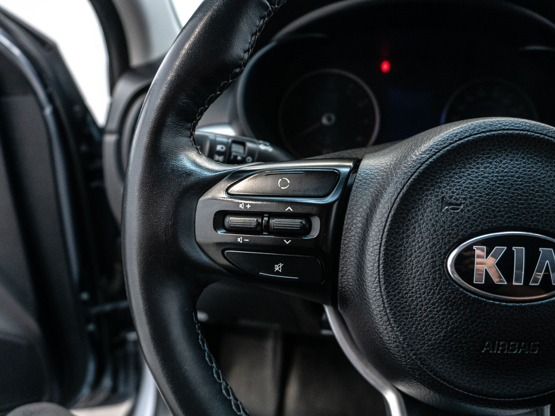 Kia Rio 2020 10