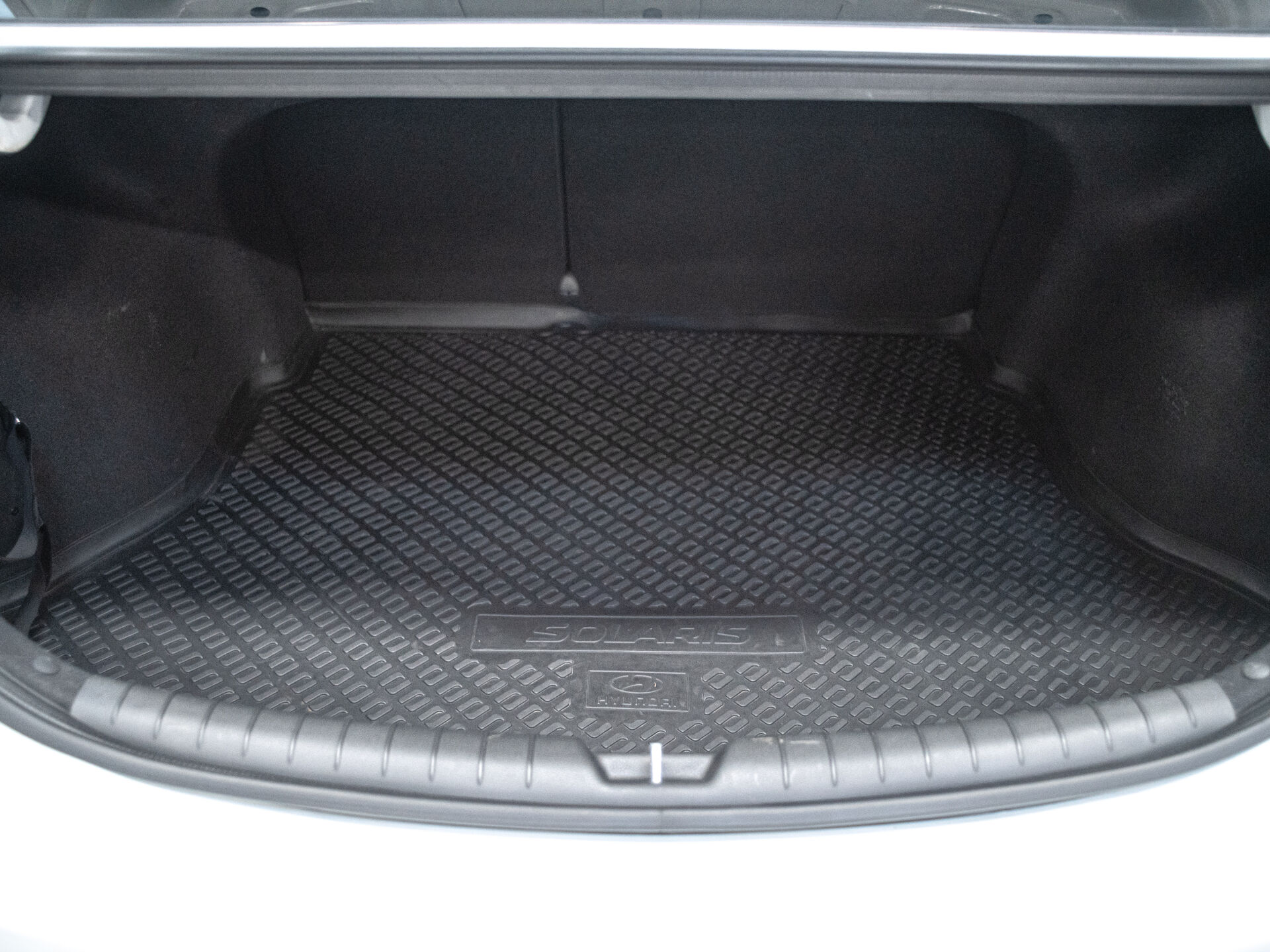Hyundai Solaris 2018 27