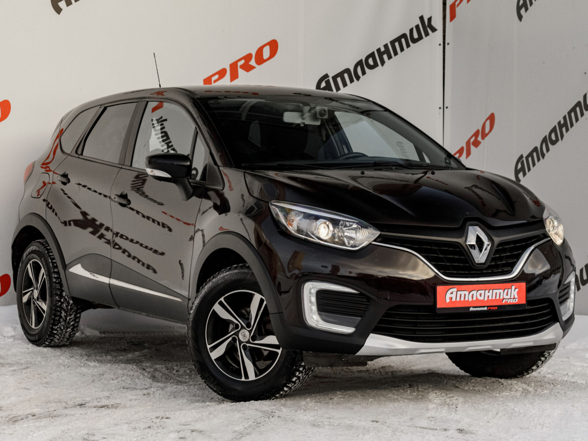 Купить Renault Kaptur 1.6 CVT (114 л.с.), 2019 в Екатеренбурге