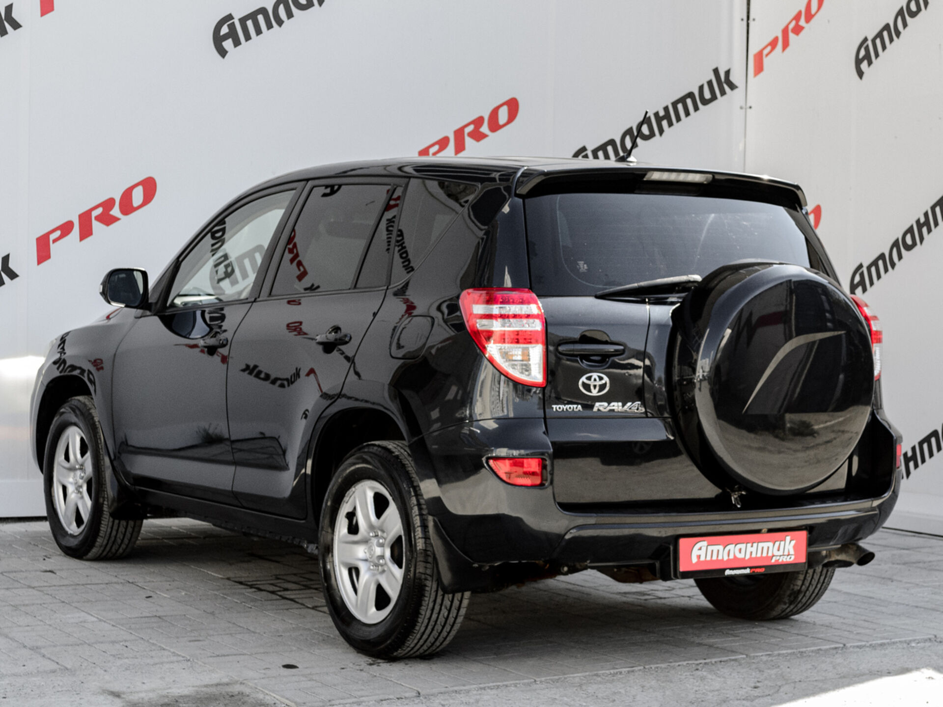 Купить Toyota RAV4 2.0 CVT (158 л.с.) 4WD, 2011 в Екатеренбурге