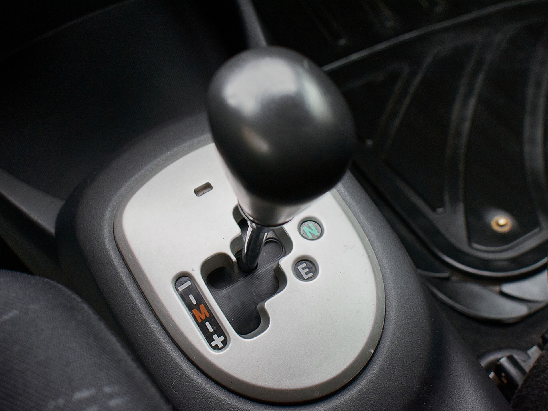 Купить Toyota Yaris Multimode 1.3 AMT (87 л.с.), 2006 в Екатеренбурге