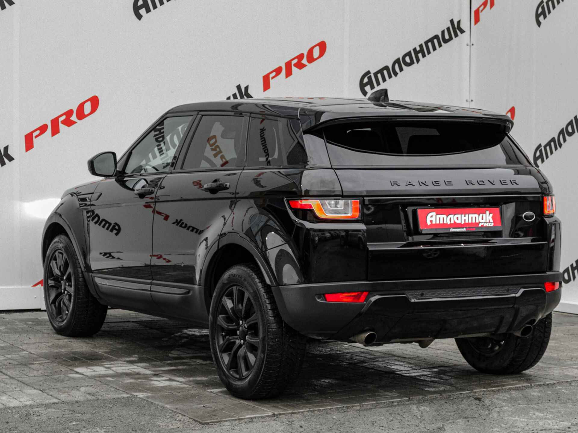 Купить Land Rover Range Rover Evoque 2.0 AT (290 л.с.) 4WD, 2017 в Екатеренбурге