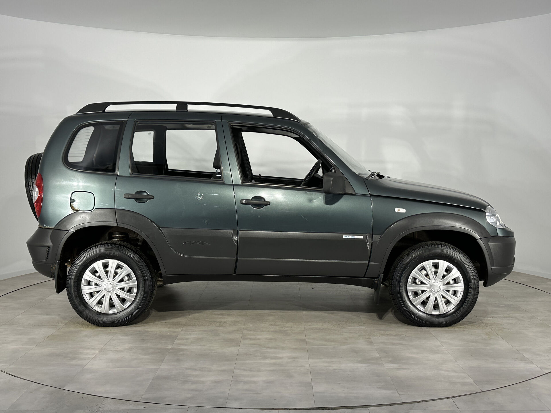 Chevrolet Niva LE 2011 г.в., 66 365 км.