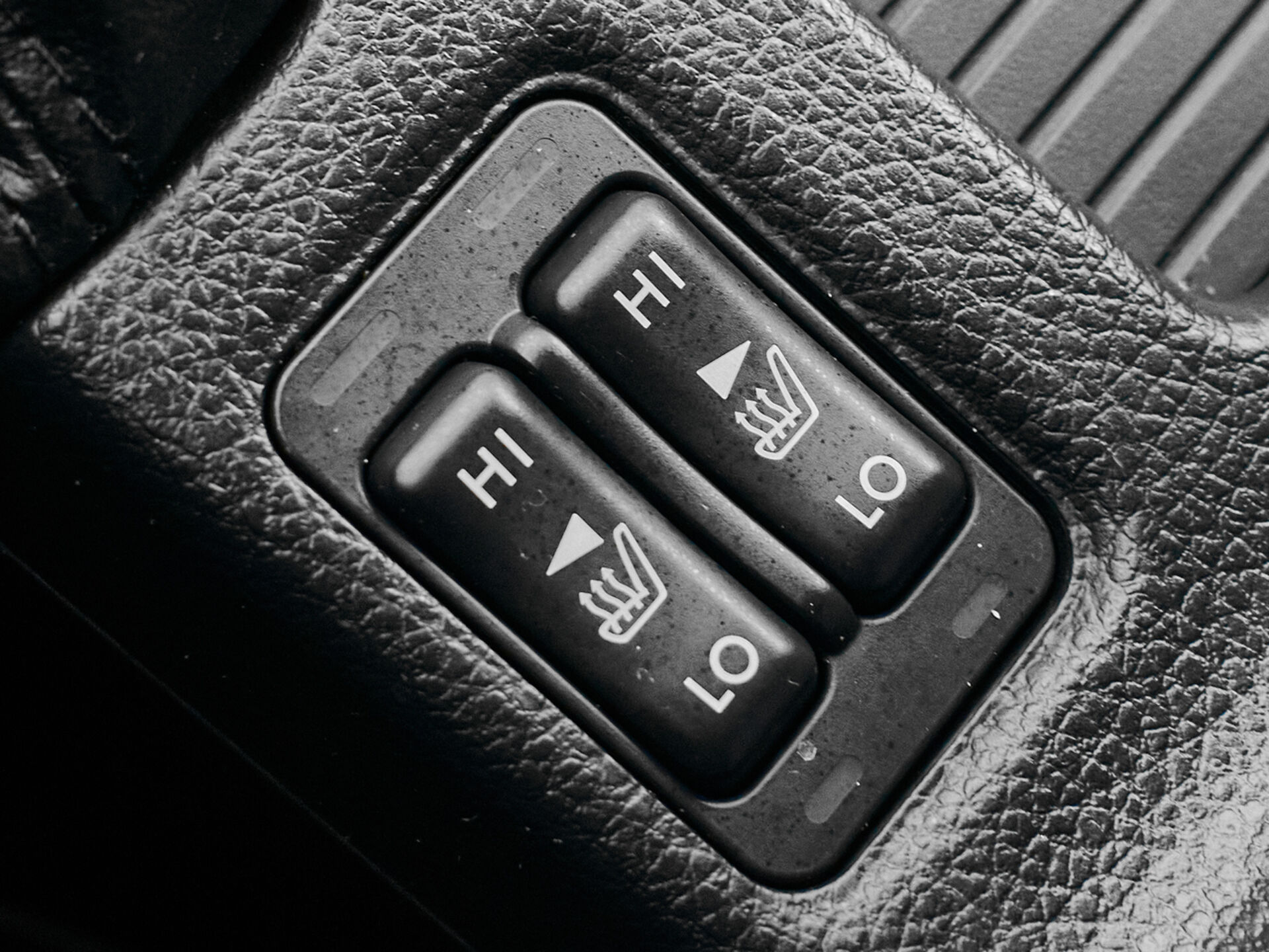 Купить Subaru XV 2.0 CVT (150 л.с.) 4WD, 2012 в Екатеренбурге