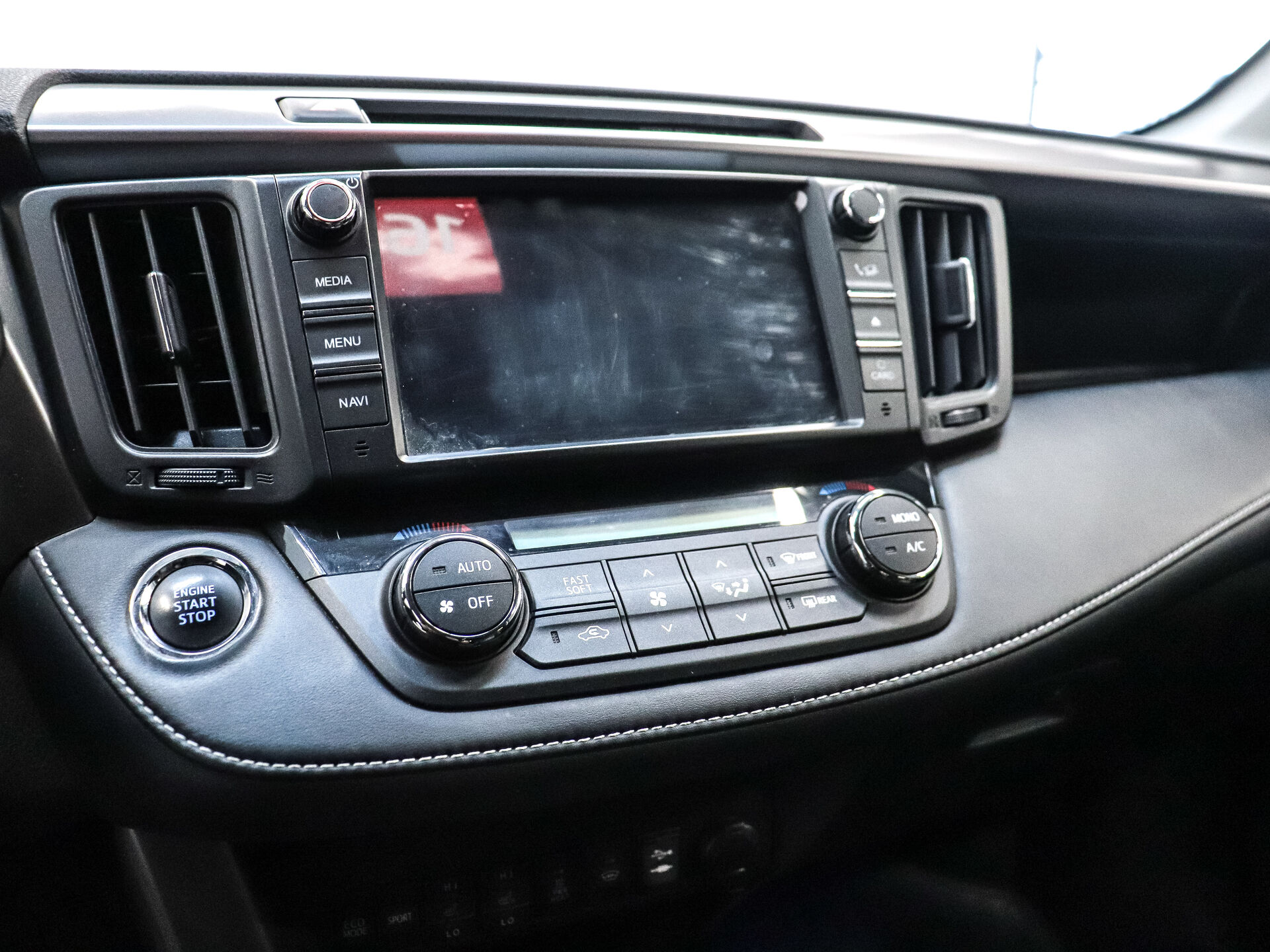 Toyota RAV4 2018 14