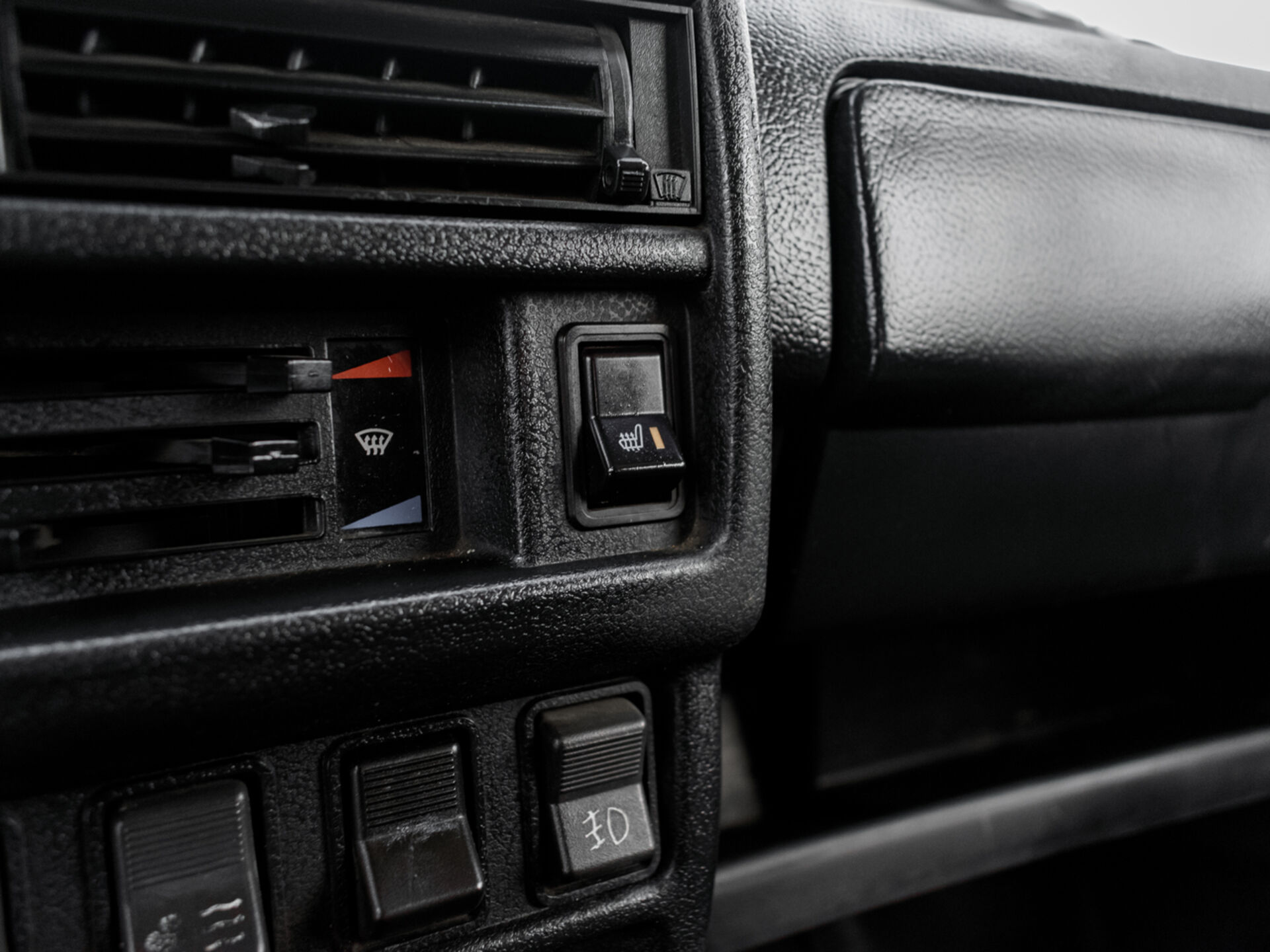 Купить Lada (ВАЗ) 2121 (4×4) 1.7 MT (79 л.с.) 4WD, 1998 в Екатеренбурге