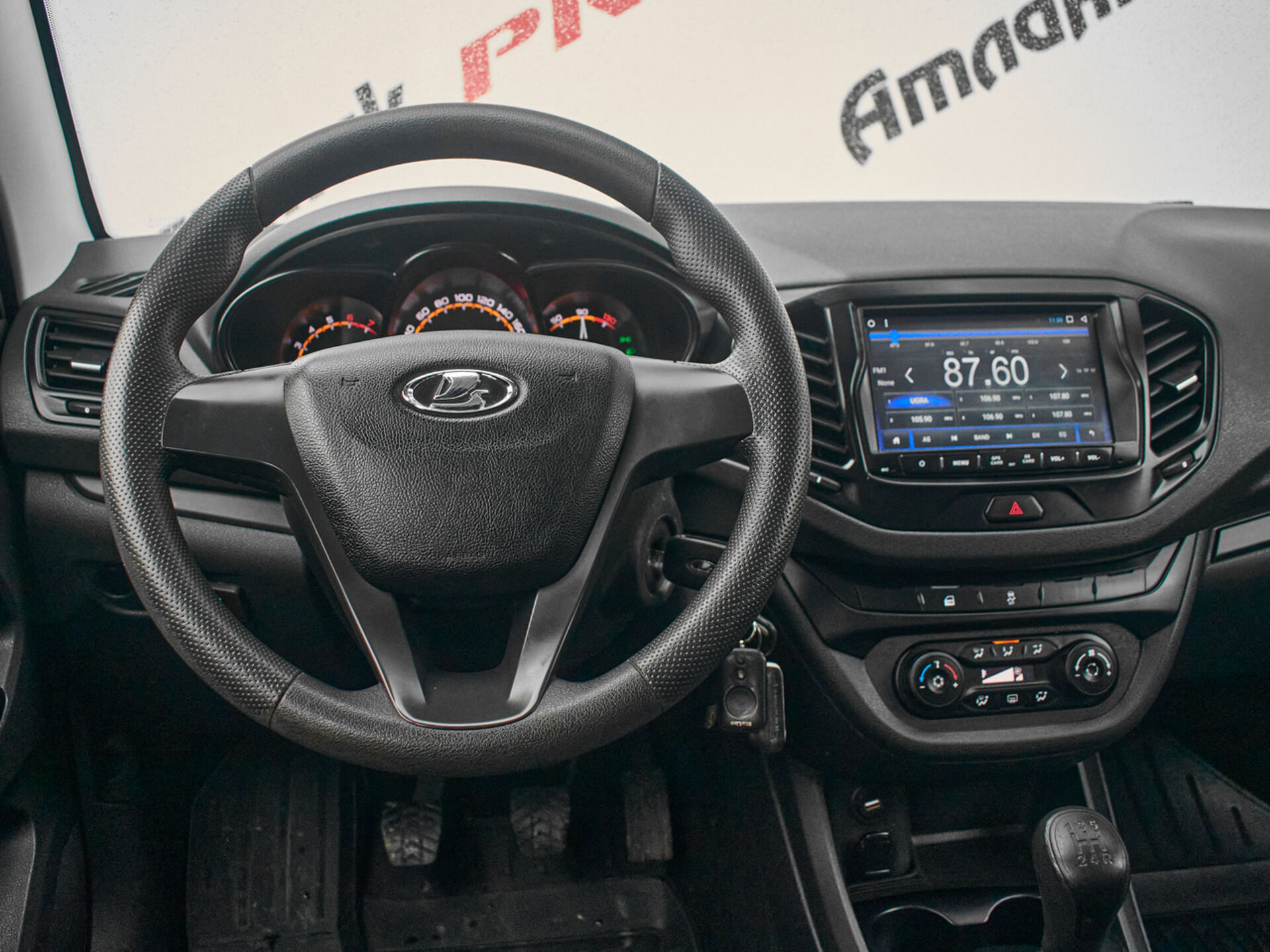 Купить Lada (ВАЗ) Vesta SW 1.6 MT (106 л.с.), 2022 в Екатеренбурге