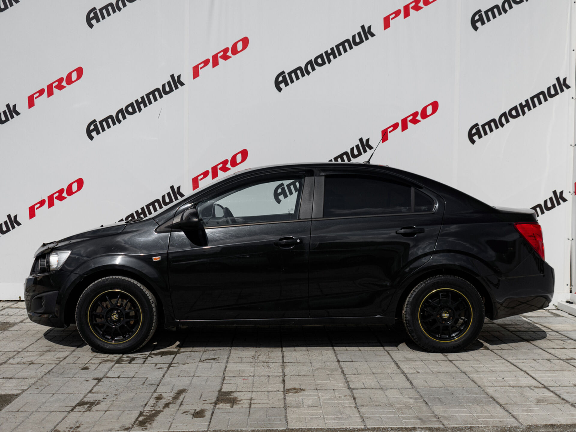 Купить Chevrolet Aveo 1.6 MT (115 л.с.), 2012 в Екатеренбурге