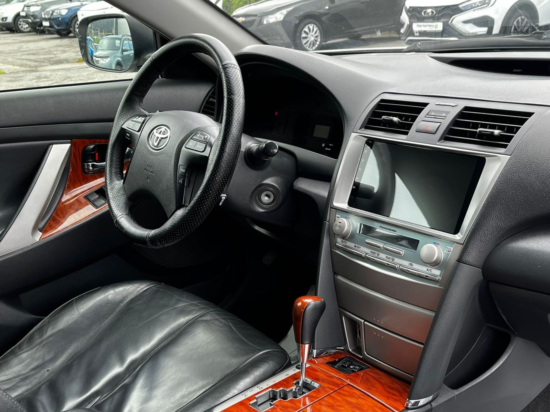 Toyota Camry Престиж 2008 г.в., 302 093 км.