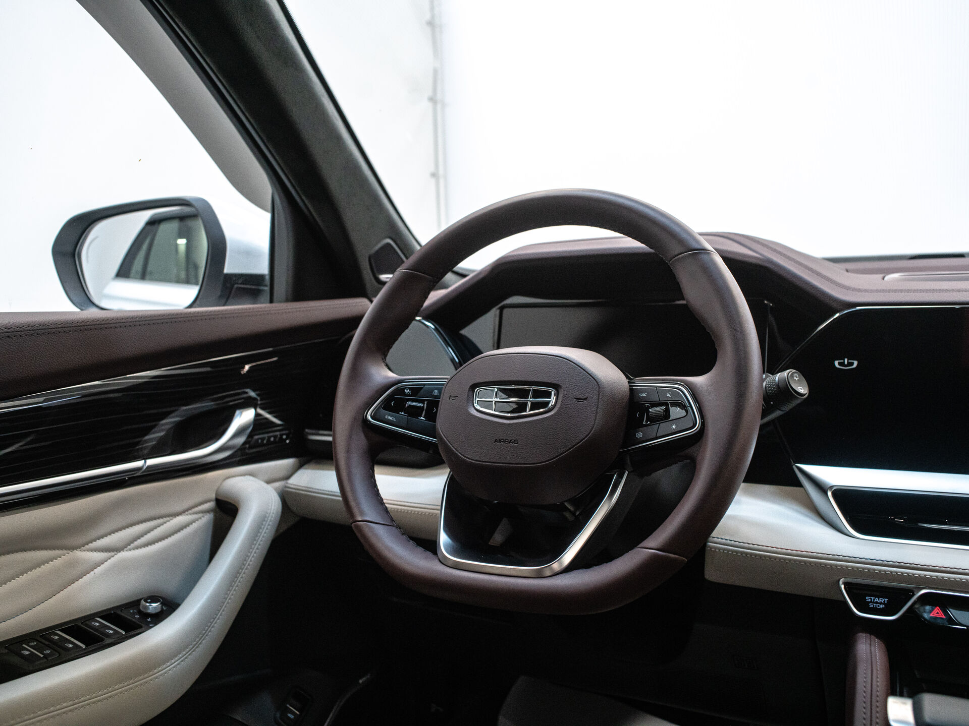 Geely Monjaro 2023 25