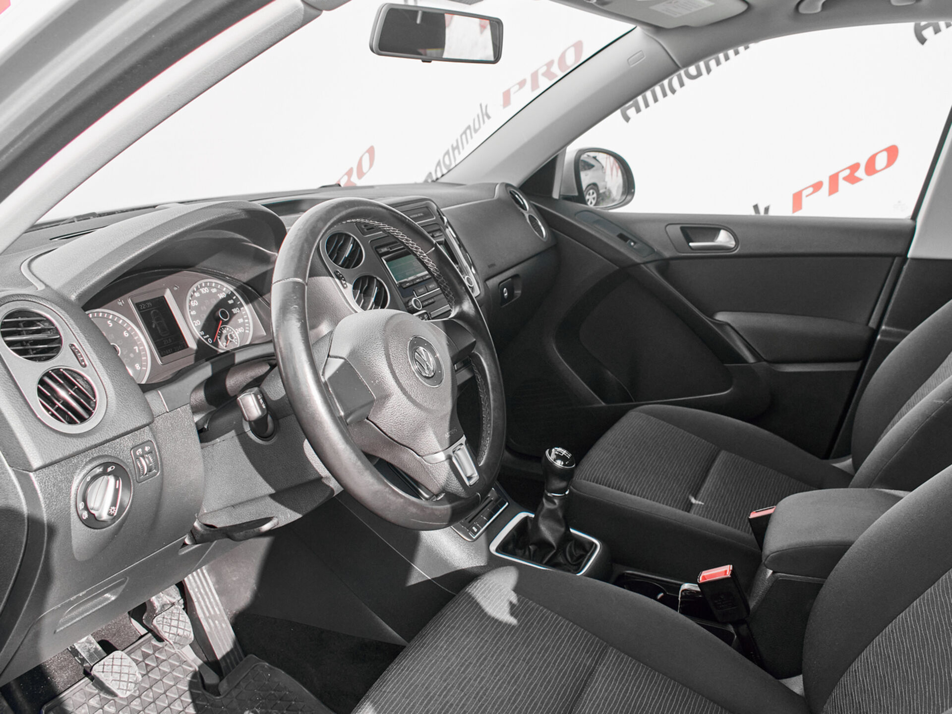 Купить Volkswagen Tiguan 1.4 MT (150 л.с.) 4WD, 2013 в Екатеренбурге