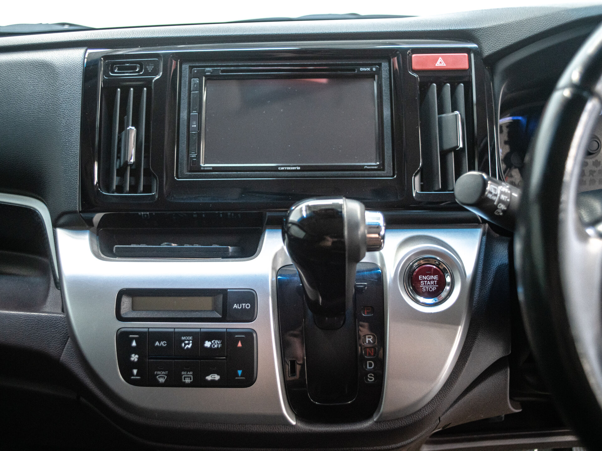Honda N-WGN 2014 12