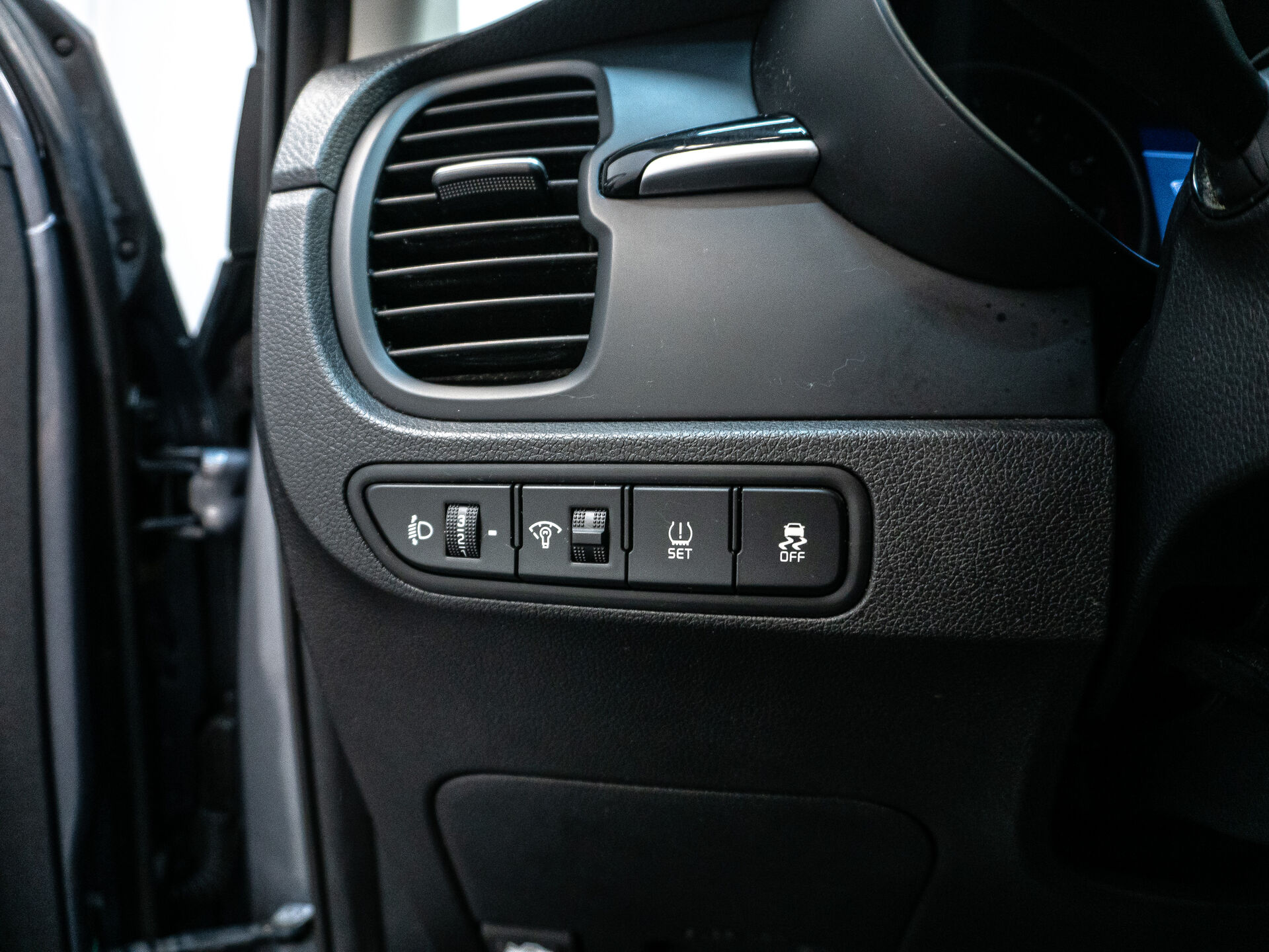 Kia Rio 2018 8