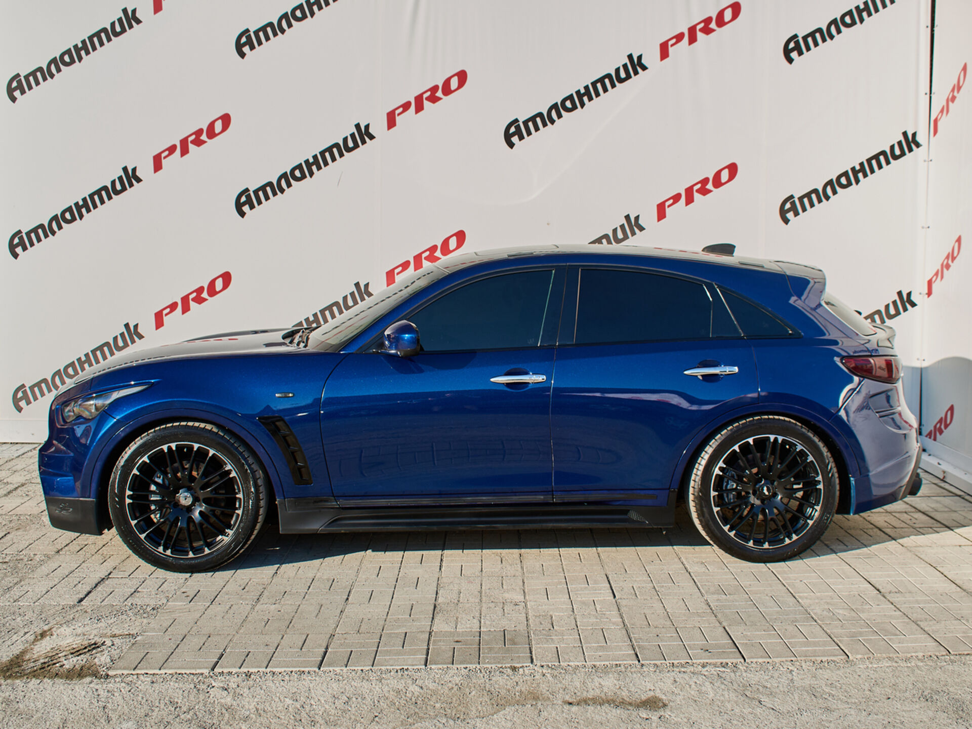 Купить Infiniti FX FX37 3.7 AT (333 л.с.) 4WD, 2013 в Екатеренбурге