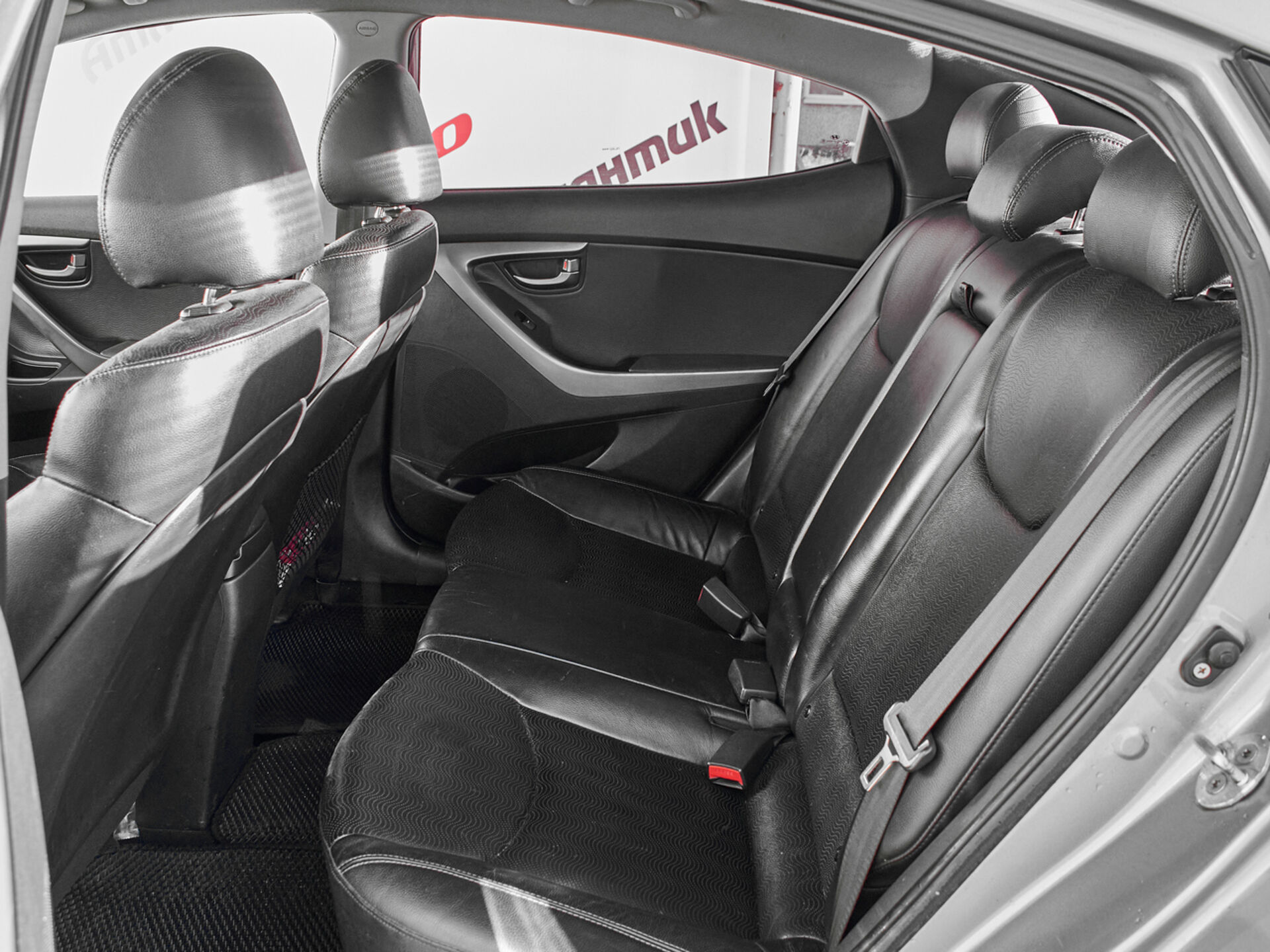 Купить Hyundai Avante 1.6 AT (140 л.с.), 2012 в Екатеренбурге