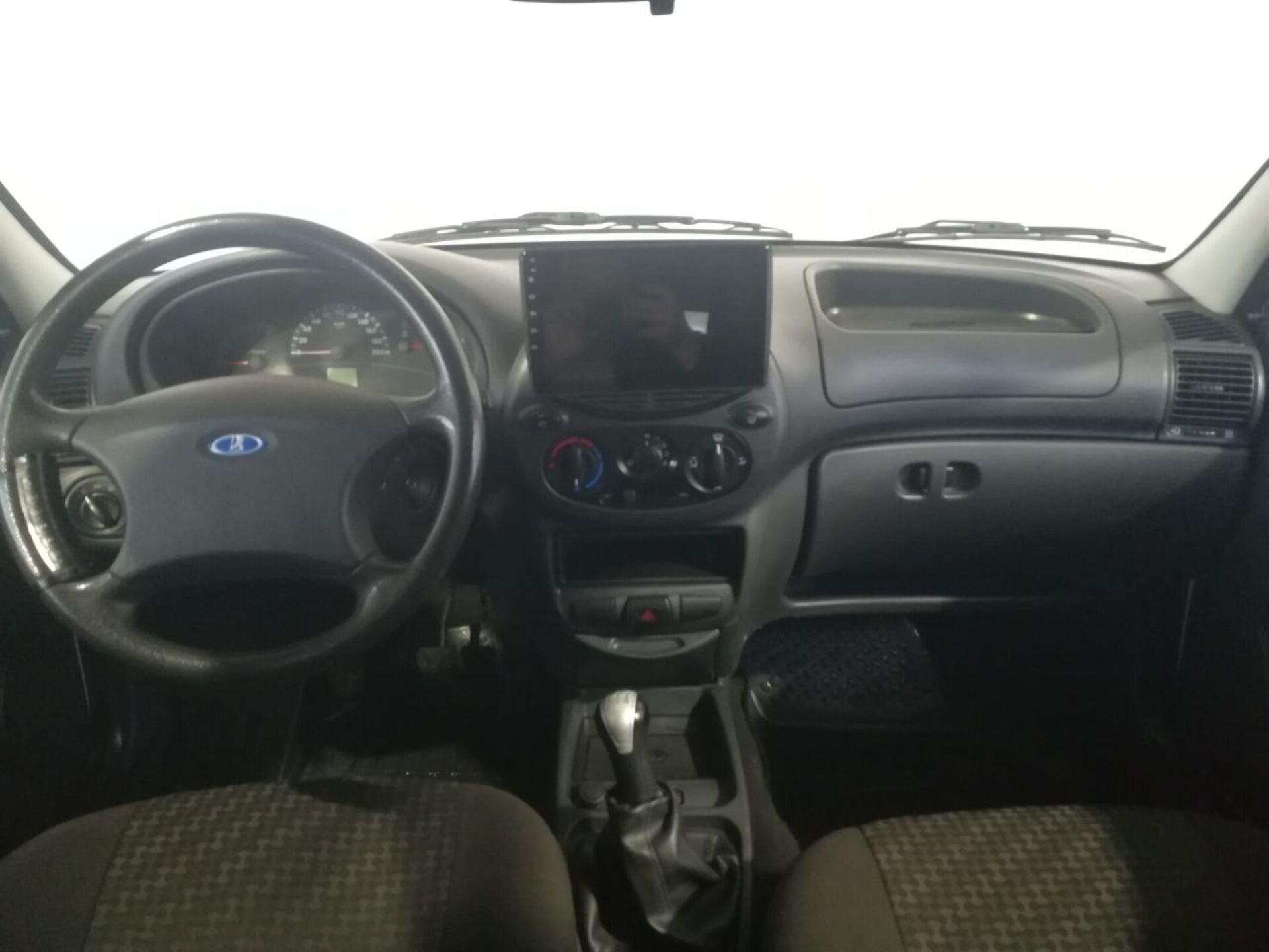 Lada Kalina Стандарт 2013 г.в., 115 000 км.