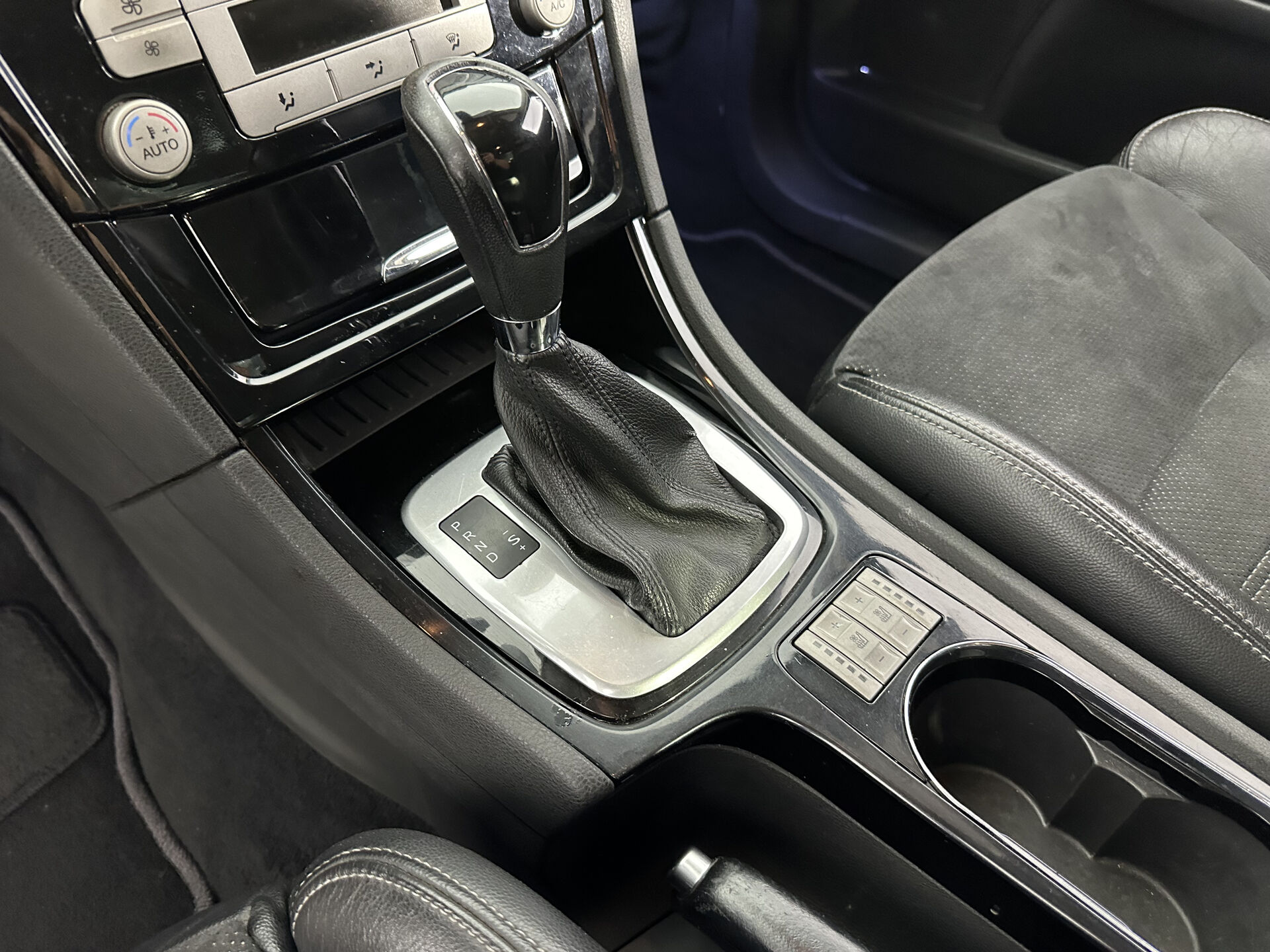 Ford Mondeo Titanium 2010 г.в., 348 277 км.