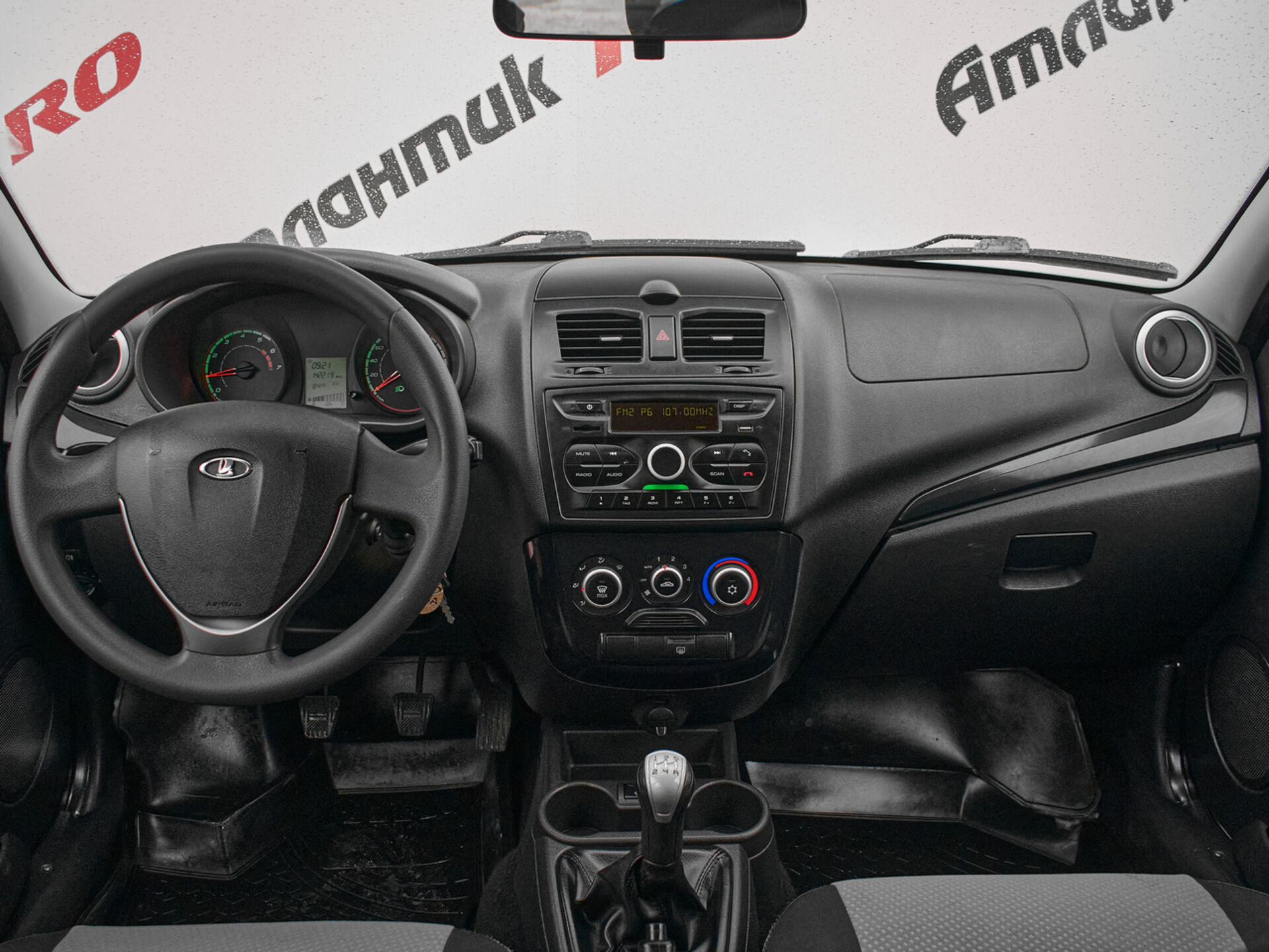 Купить Lada (ВАЗ) Kalina Cross 1.6 MT (87 л.с.), 2018 в Екатеренбурге