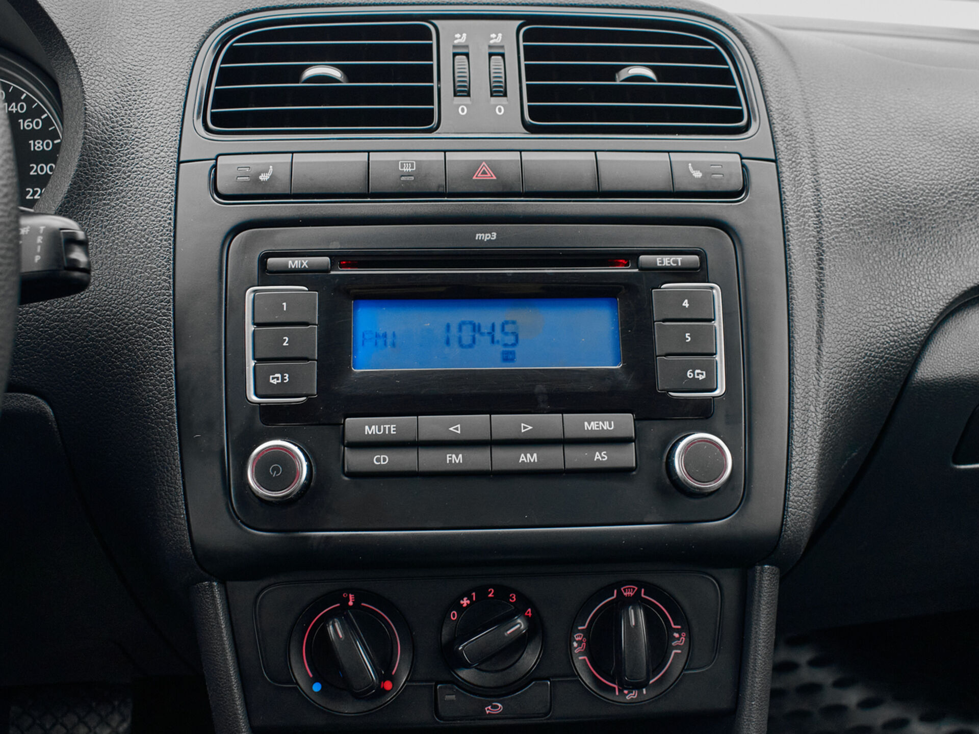 Купить Volkswagen Polo 1.6 AT (105 л.с.), 2011 в Екатеренбурге