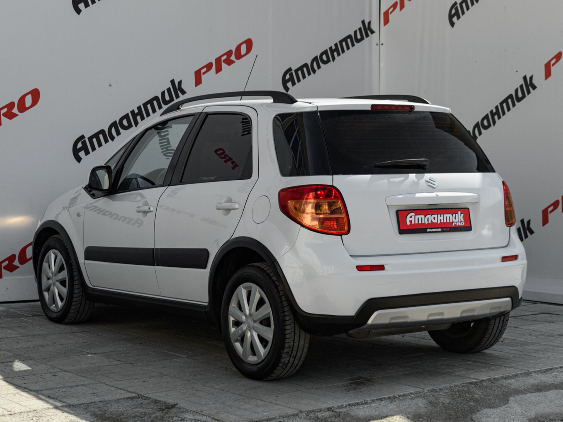 Купить Suzuki SX4 1.6 AT (112 л.с.), 2012 в Екатеренбурге